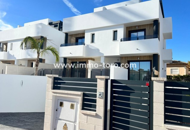 Detached house / Townhouse - New Build - Benferri - Benfis Park