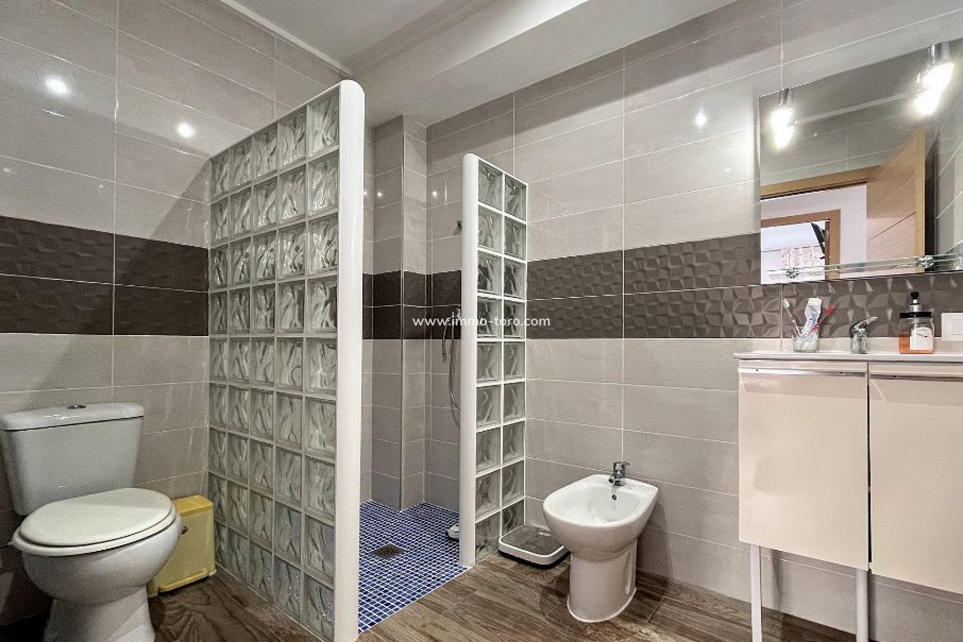 Herverkoop - Appartement  - Orba