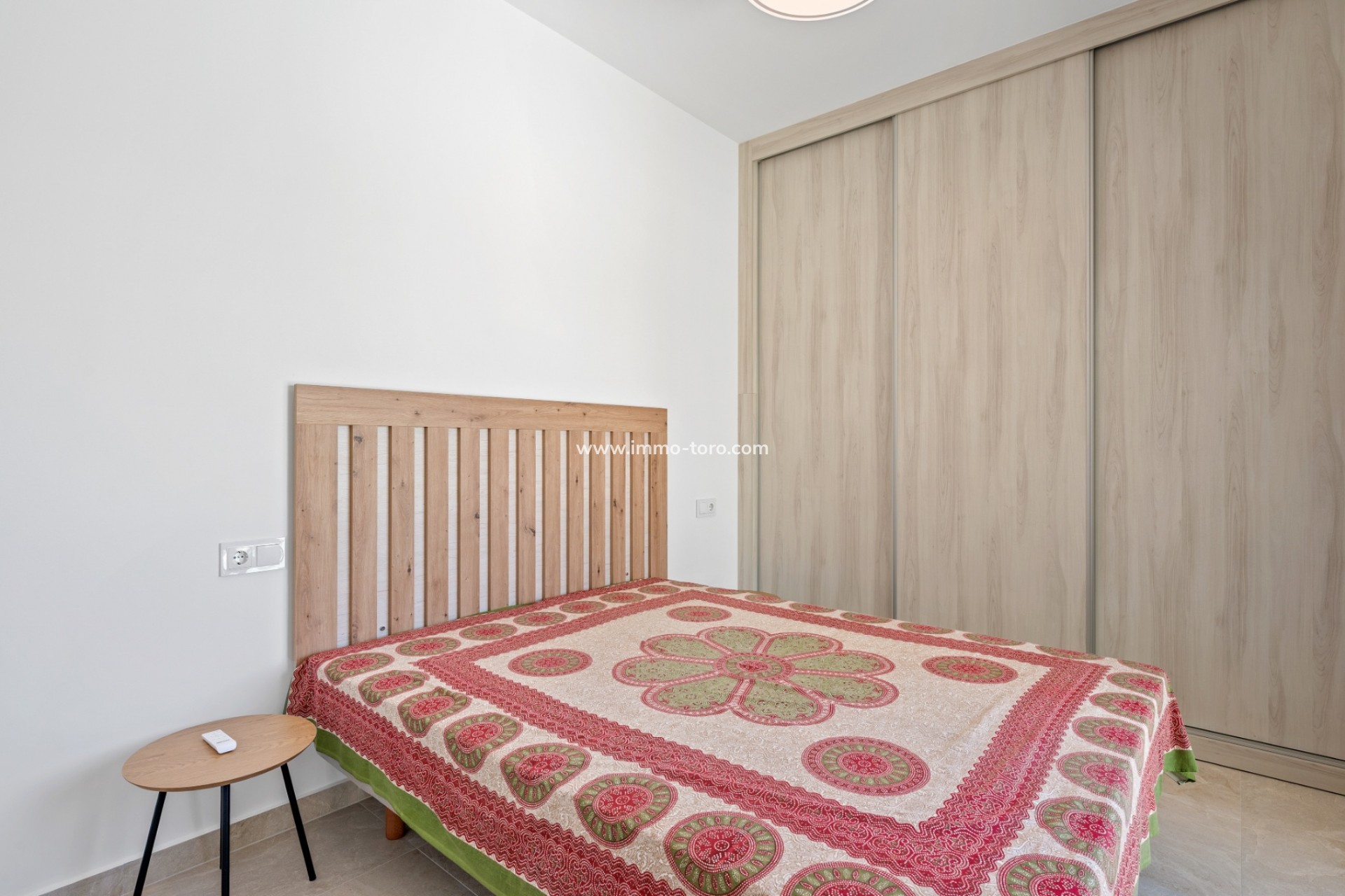 Herverkoop - Geschakelde woning - Daya Nueva