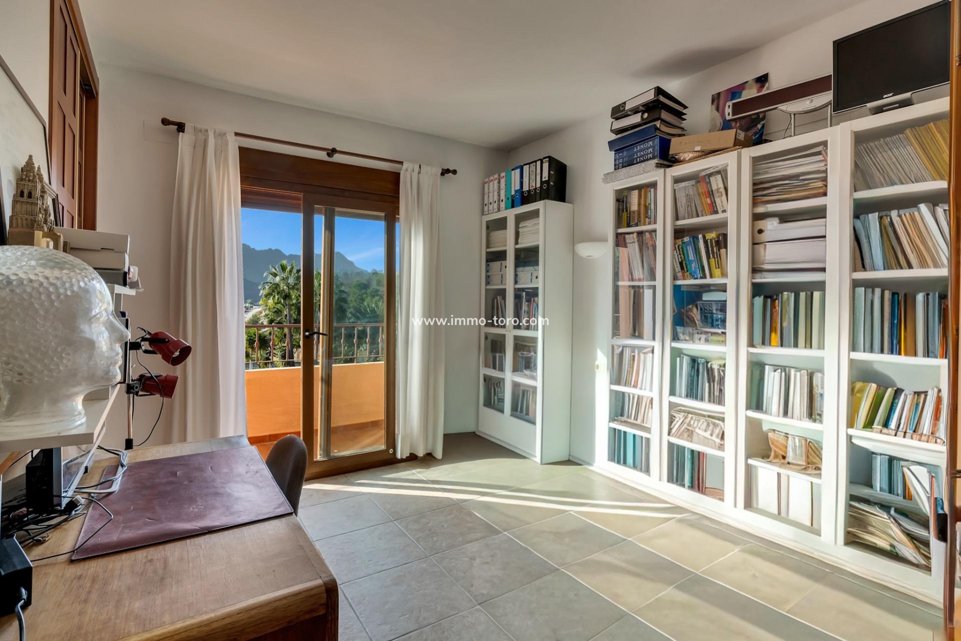 Herverkoop - Semi - Calpe - Cometa-Carrió