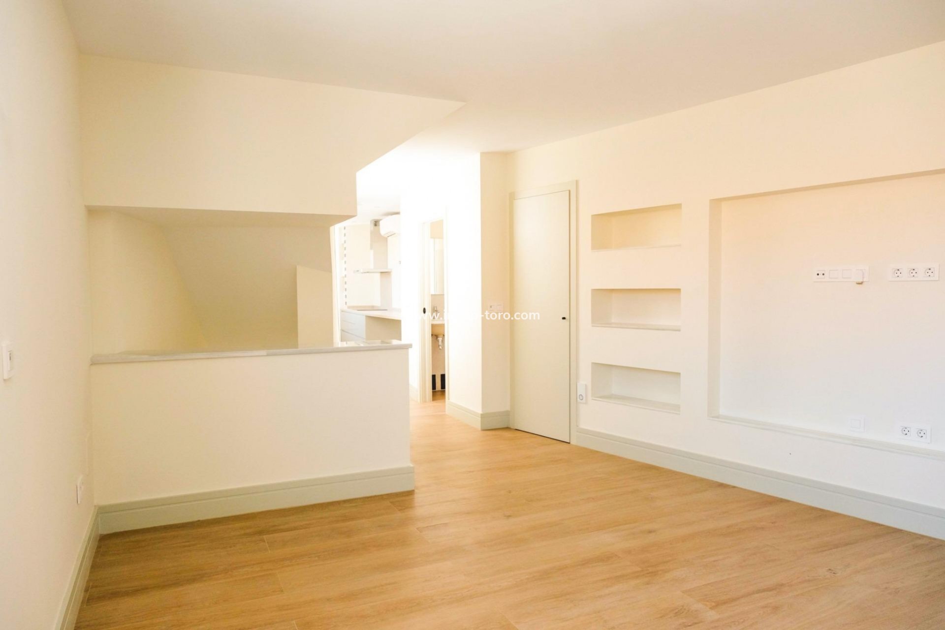 Nieuwbouw - Geschakelde woning - Malaga - Playa de la Malagueta