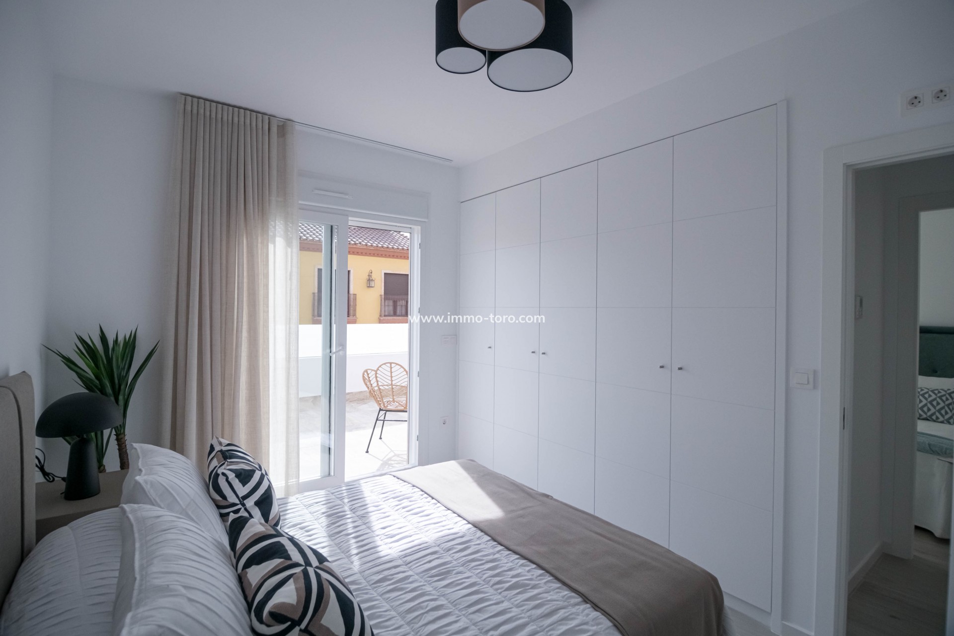 Nueva construcción  - Adosado - Jerónimo y Avileses