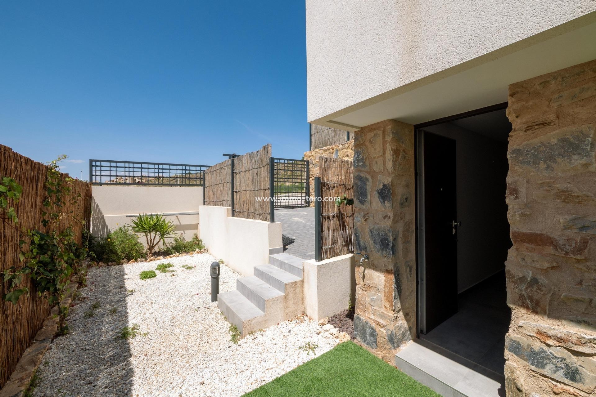 Nueva construcción  - Villa / Chalet - Algorfa - La Finca Golf