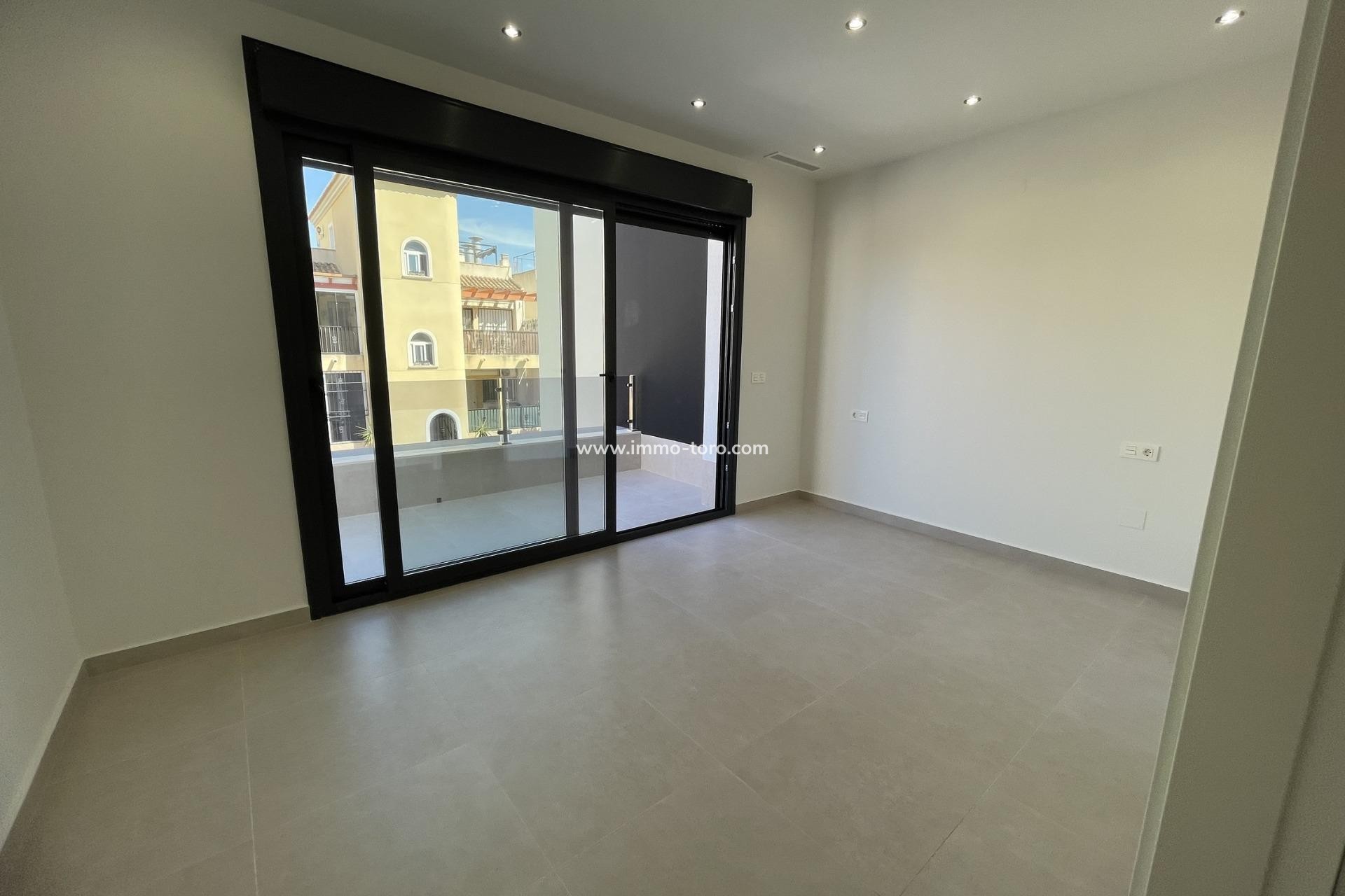 Nueva construcción  - Villa / Chalet - Almoradi - Heredades