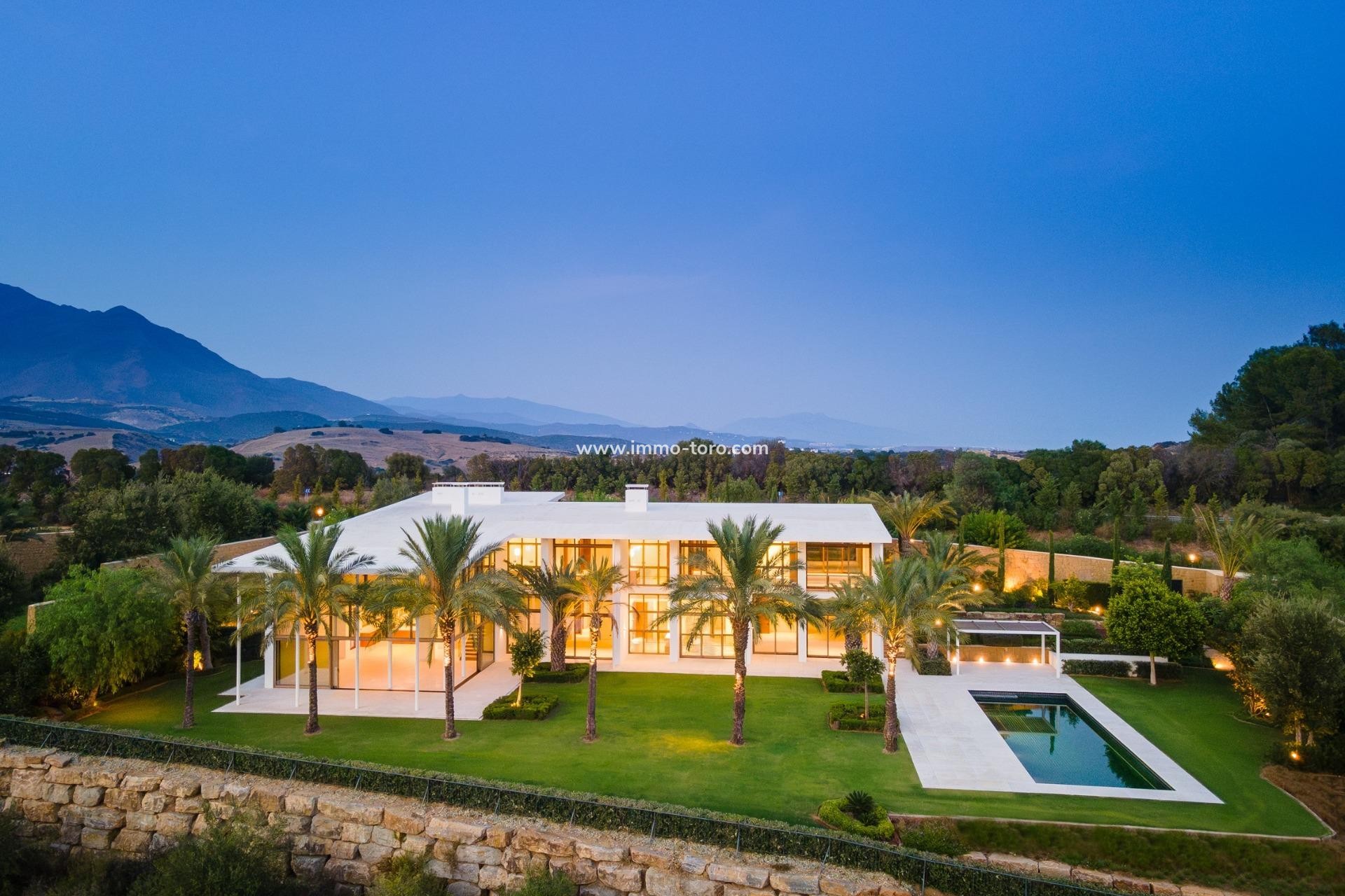 Nueva construcción  - Villa / Chalet - Casares - Pedregales