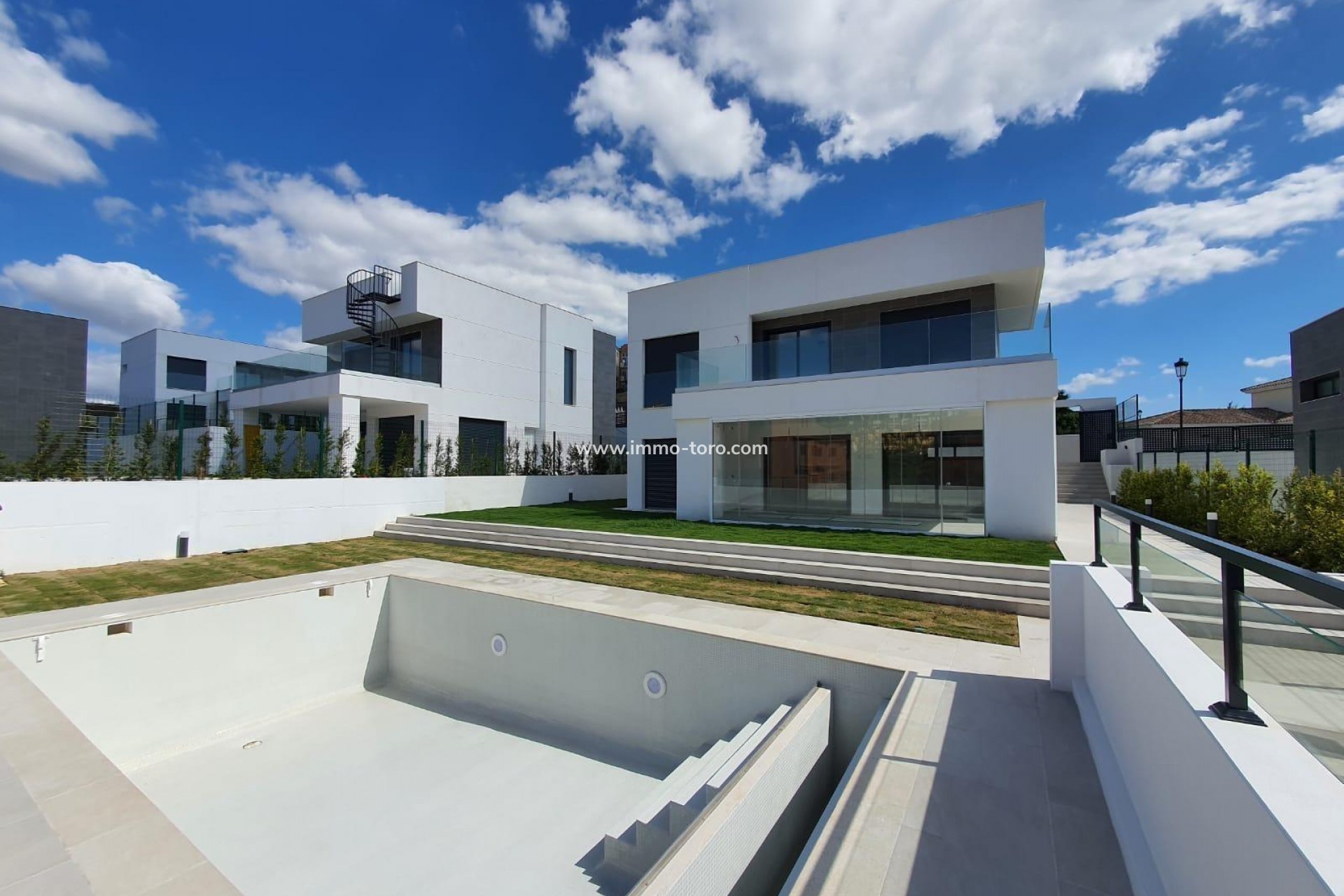 Nueva construcción  - Villa / Chalet - Manilva - La Duquesa