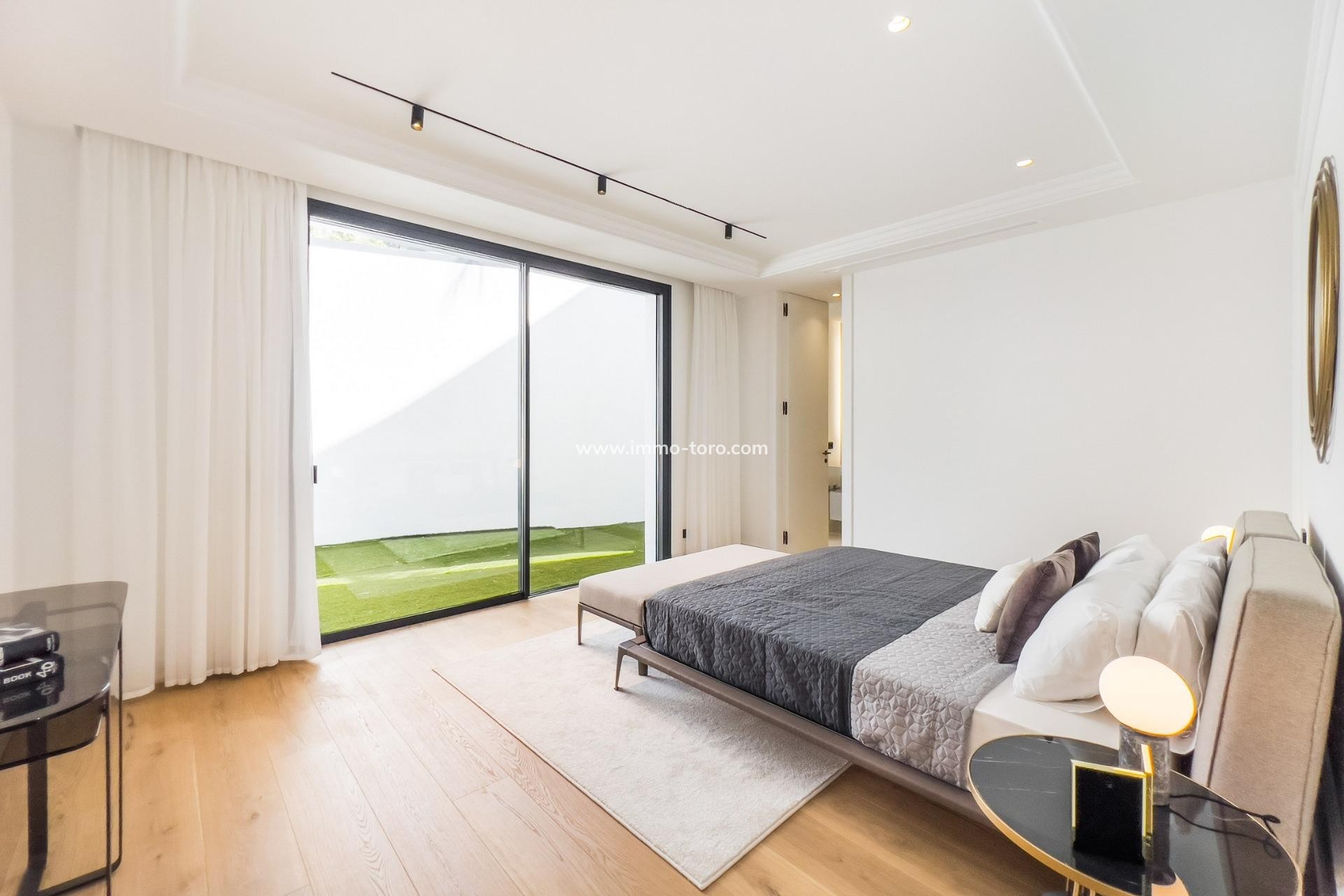 Nueva construcción  - Villa / Chalet - Marbella - Lomas De Marbella Club