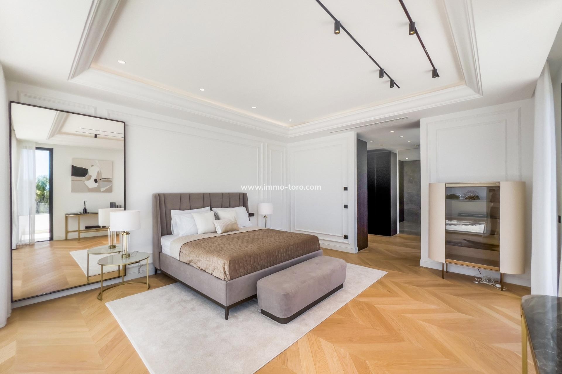 Nueva construcción  - Villa / Chalet - Marbella - Lomas De Marbella Club