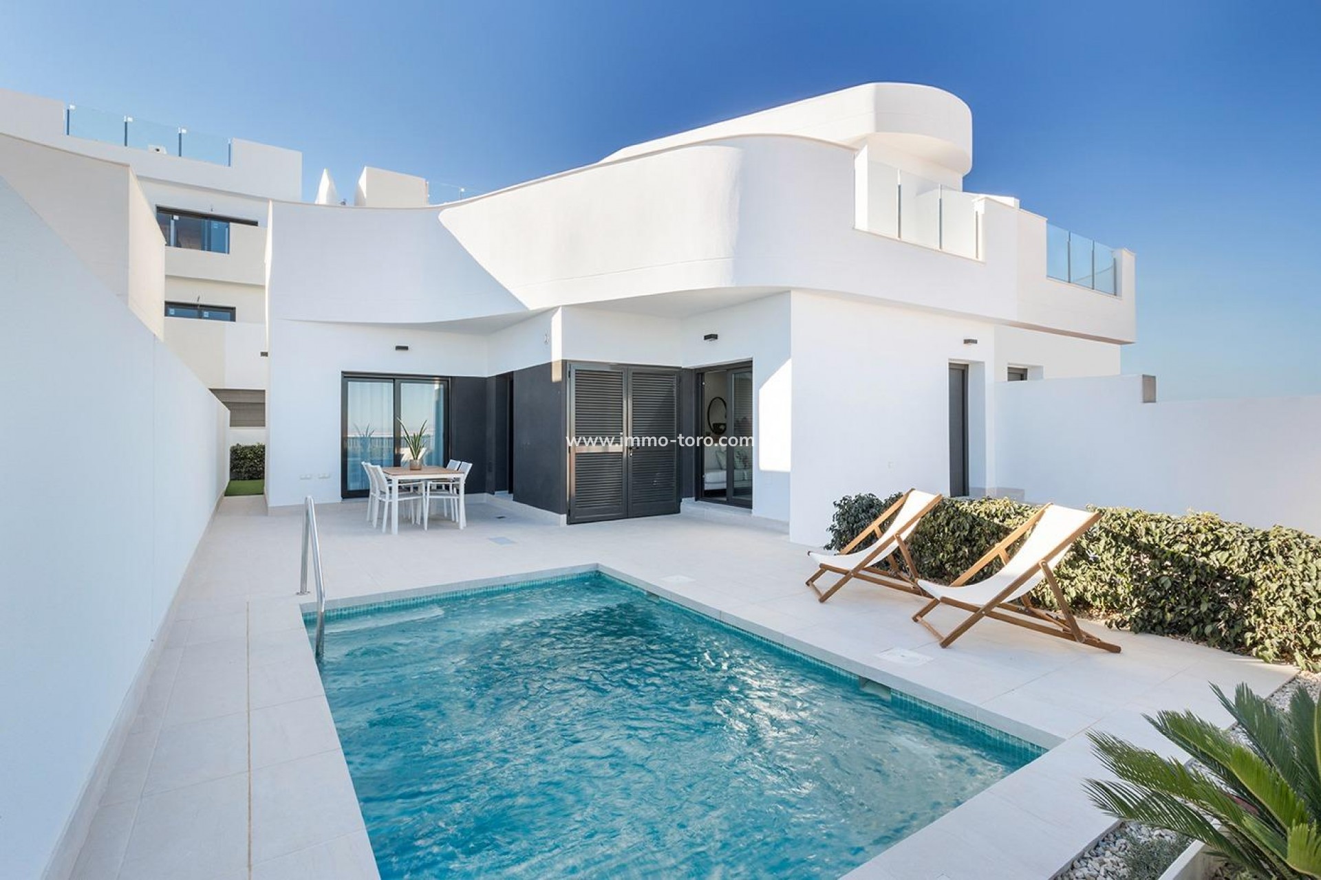 Nueva construcción  - Villa / Chalet - Torrevieja - Lago Jardín II