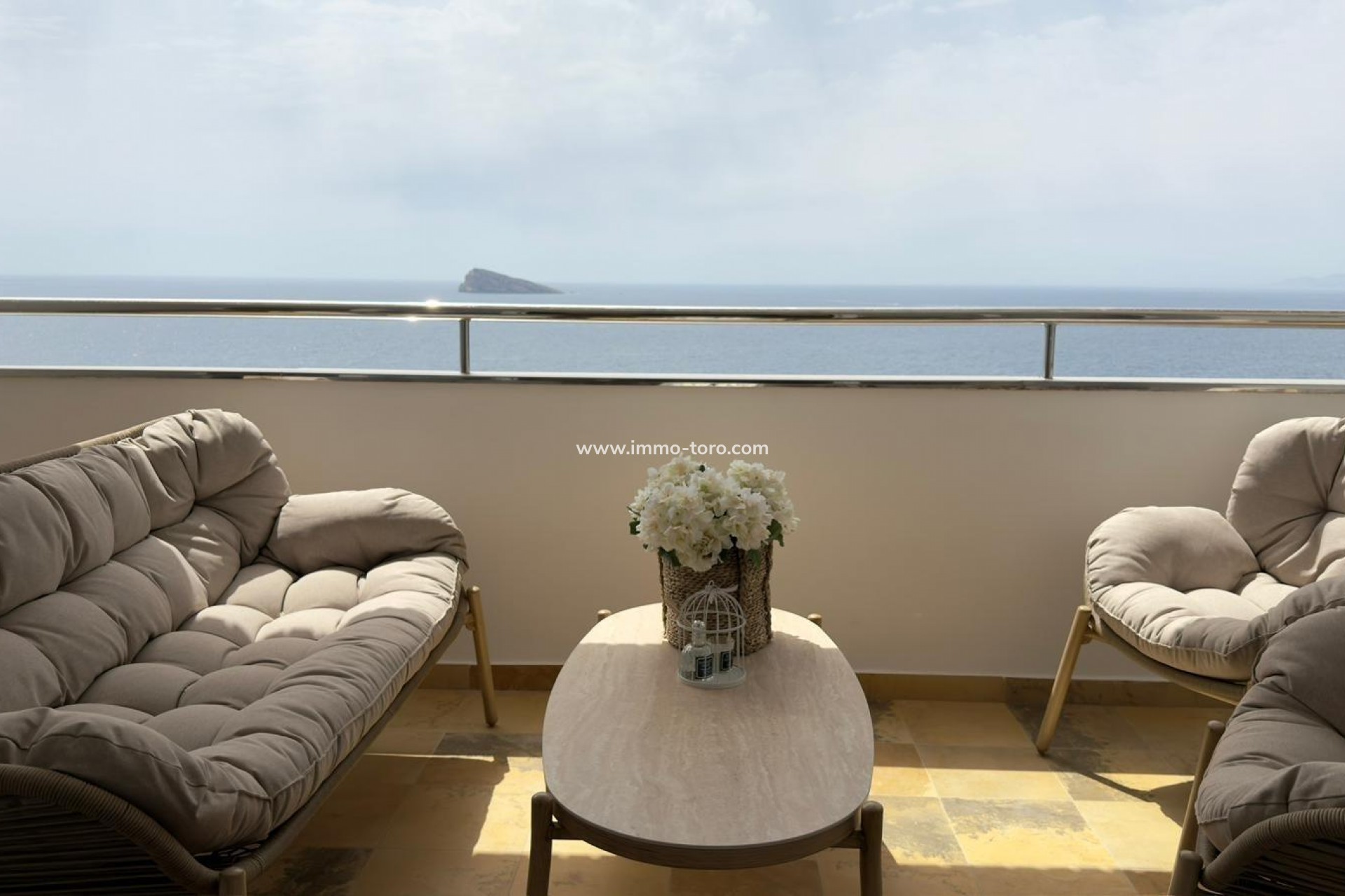 Resale - Apartment - Benidorm - 1ª Linea