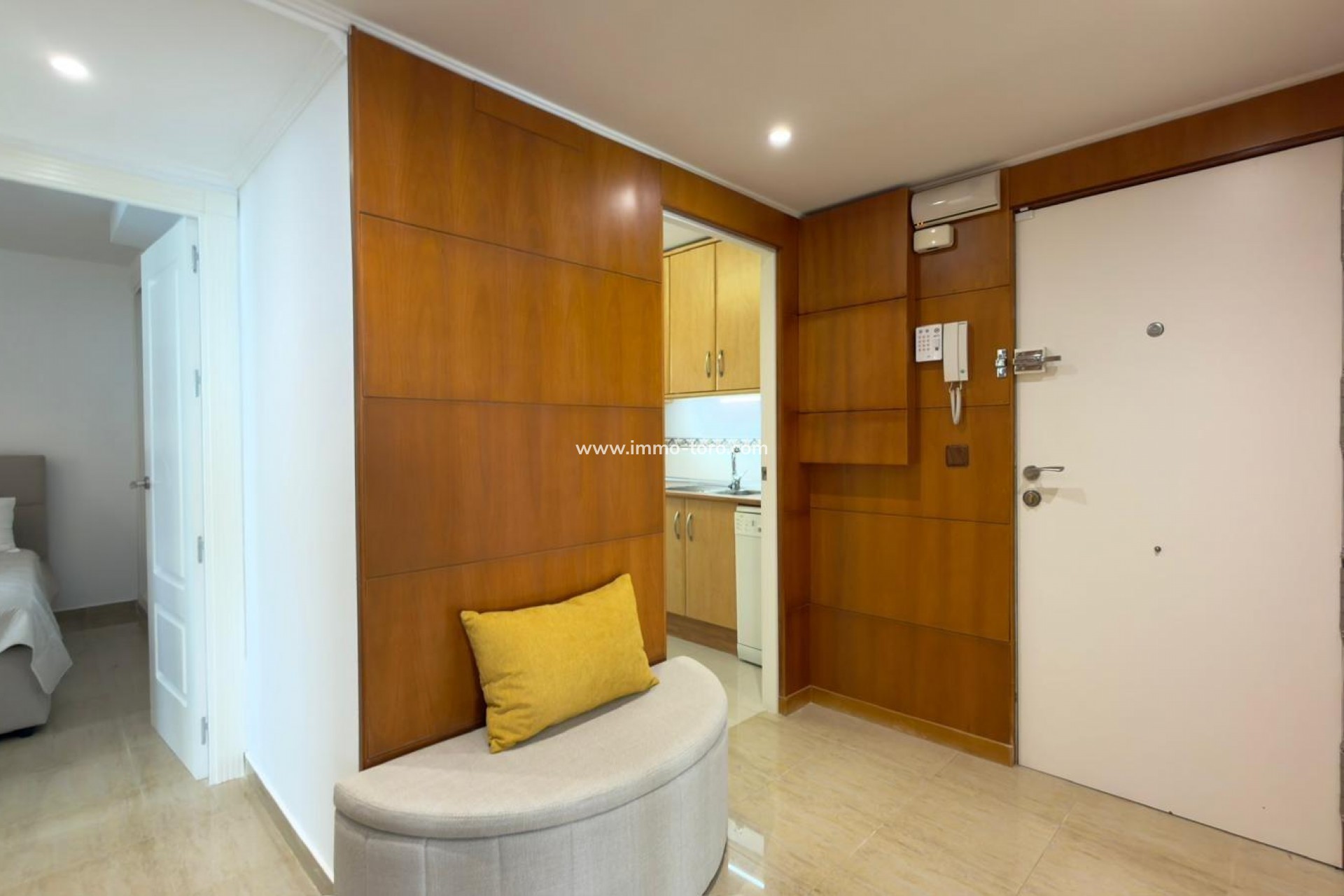 Resale - Apartment - Benidorm - 1ª Linea