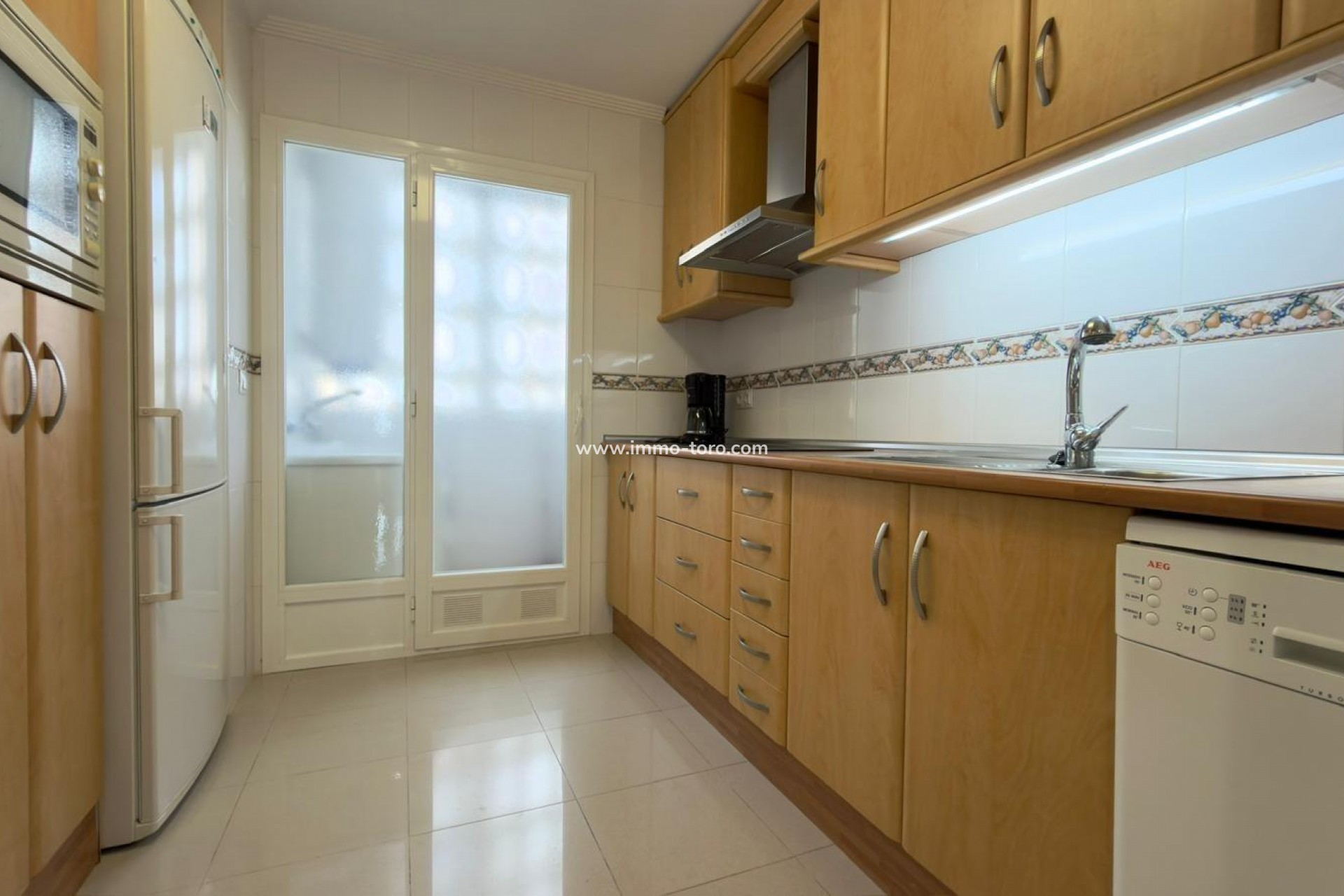 Resale - Apartment - Benidorm - 1ª Linea