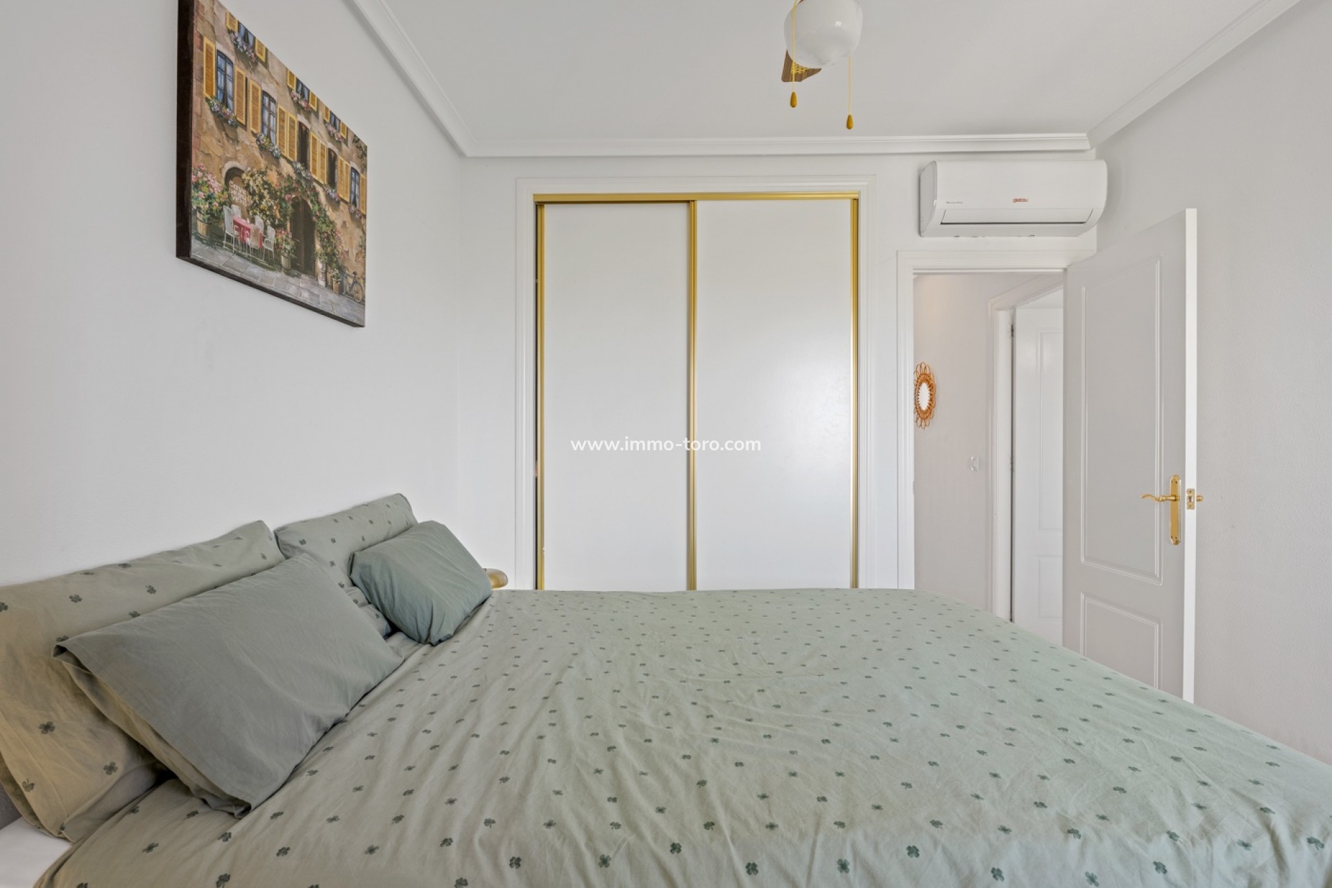 Resale - Apartment - Daya Nueva - Costa Blanca South