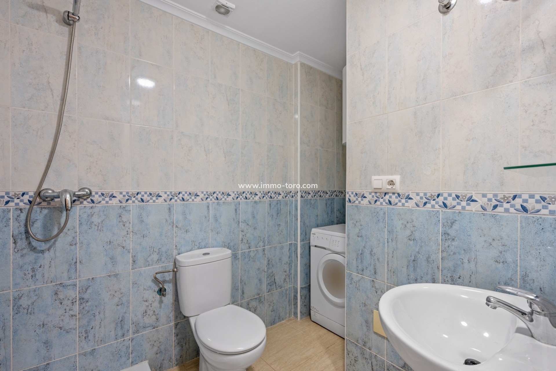 Resale - Apartment - Daya Nueva - Costa Blanca South
