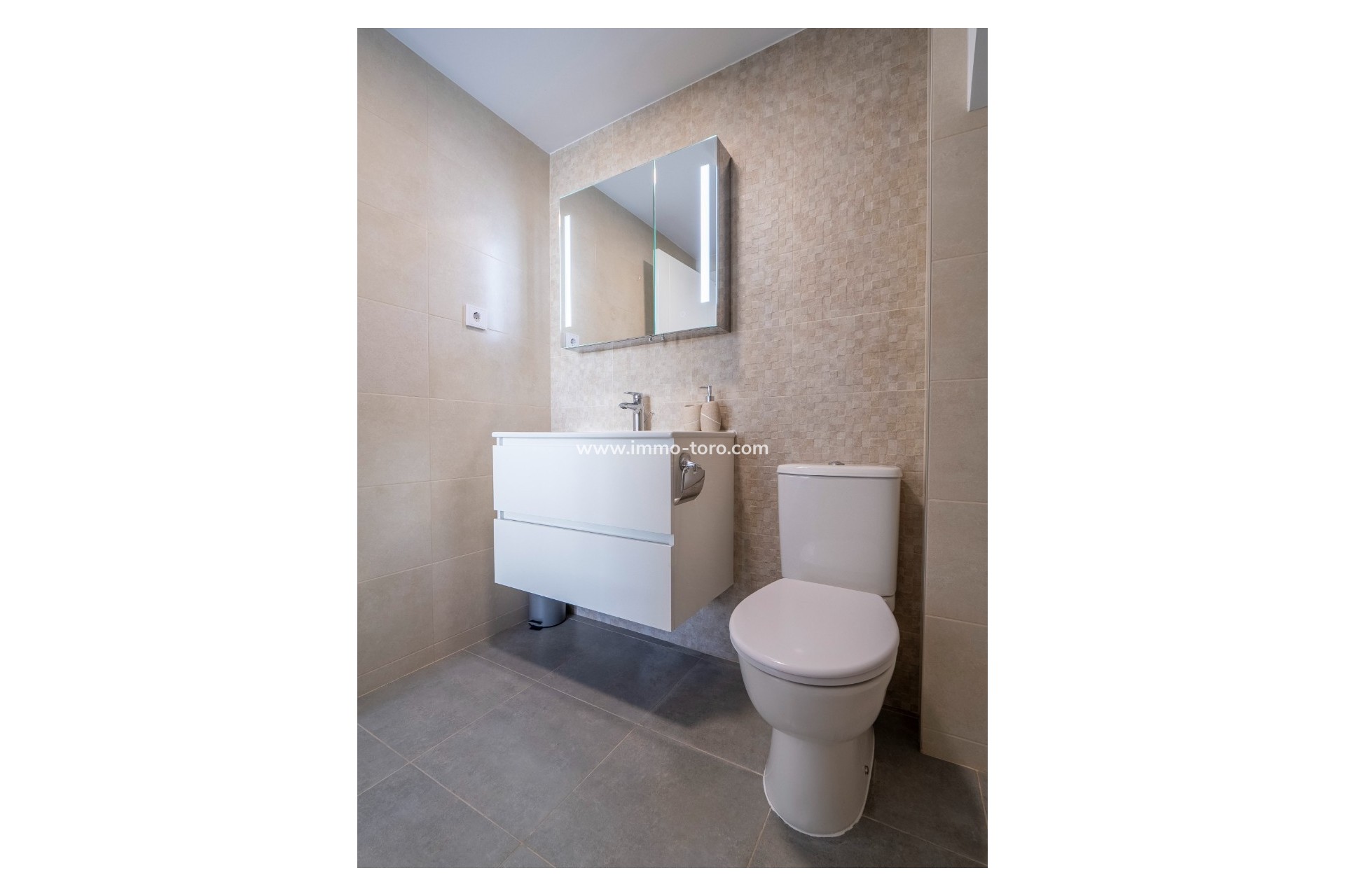 Resale - Apartment - Finestrat - Camporrosso village