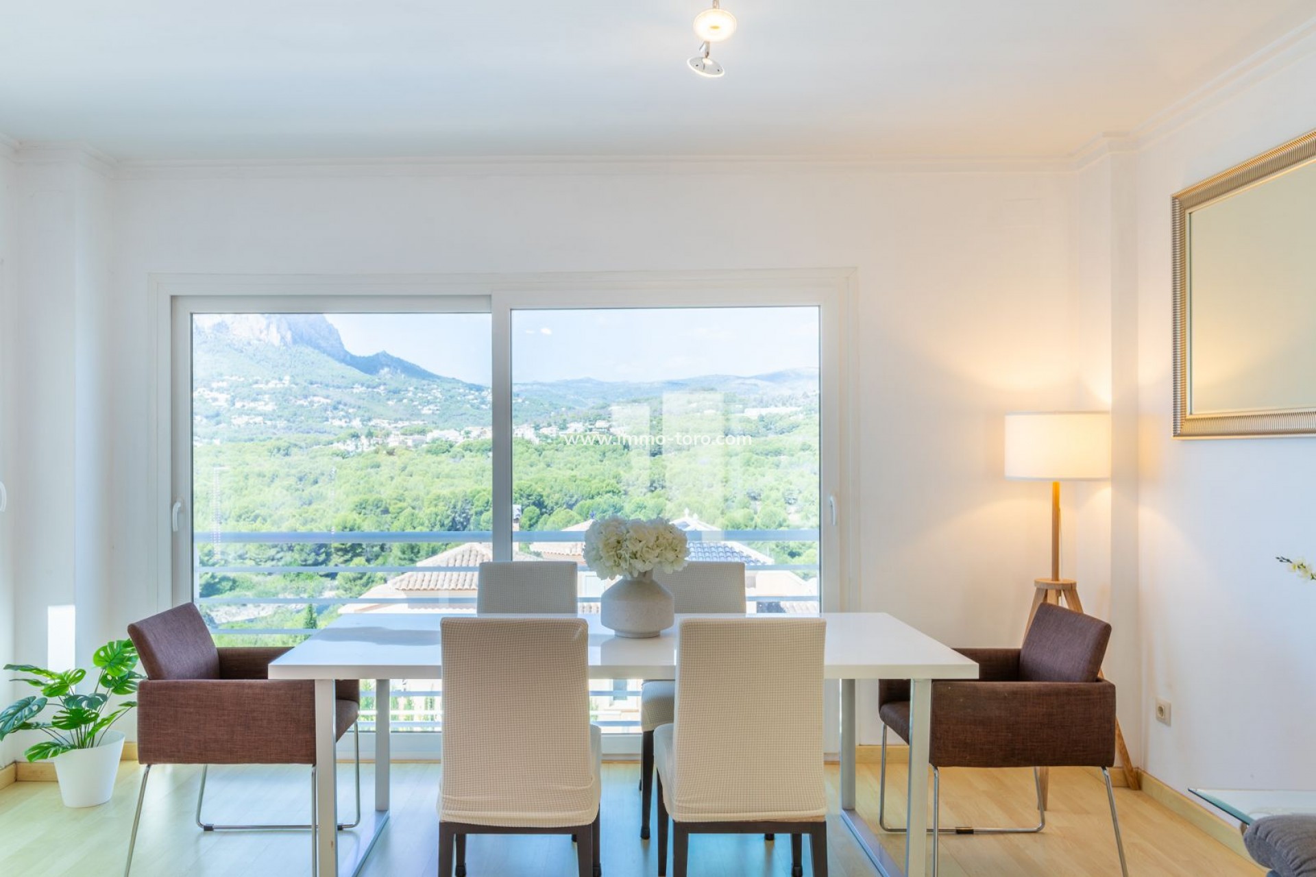 Resale - Detached house / Townhouse - Calpe - Casanova