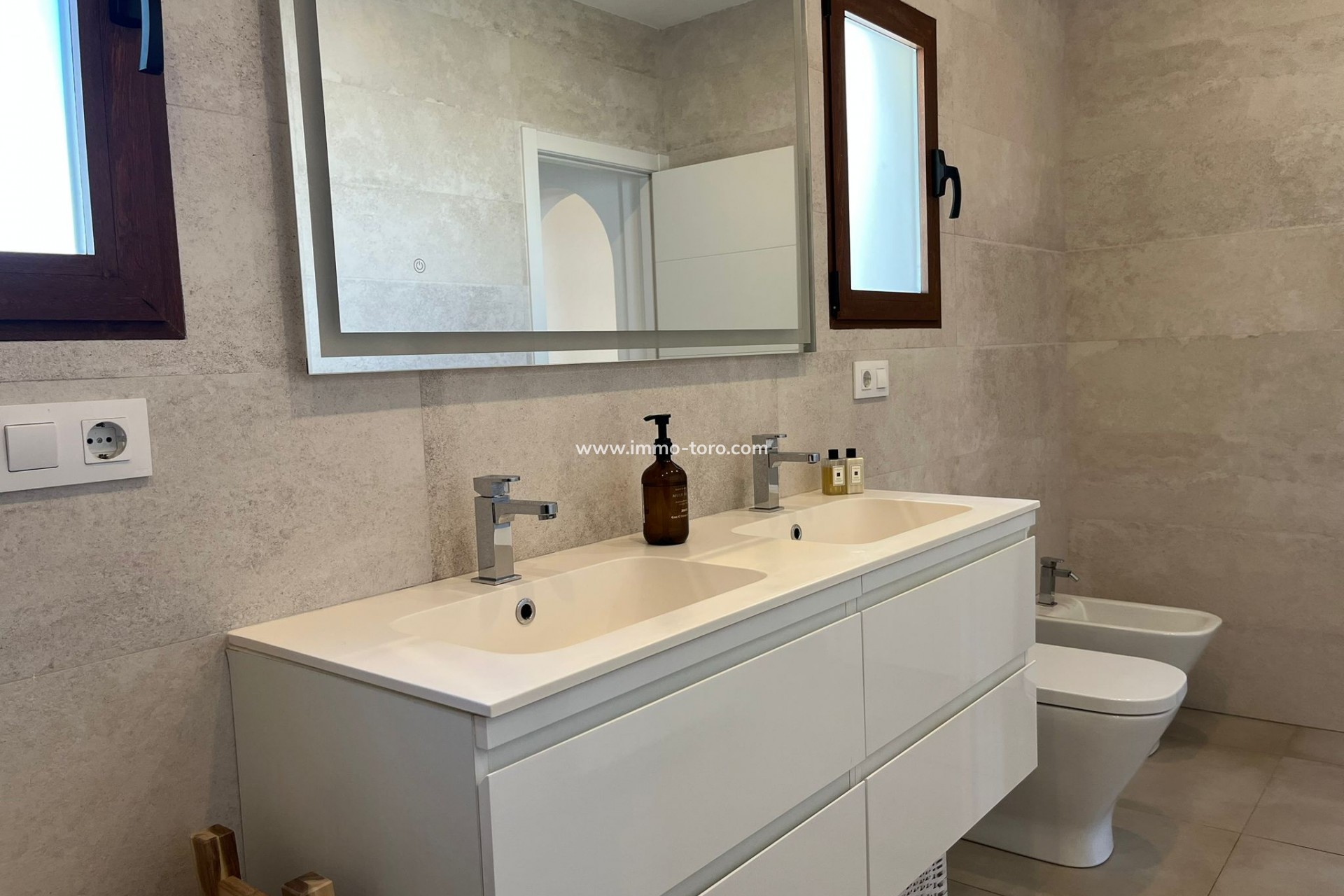 Resale - Villa - Alcalalí
