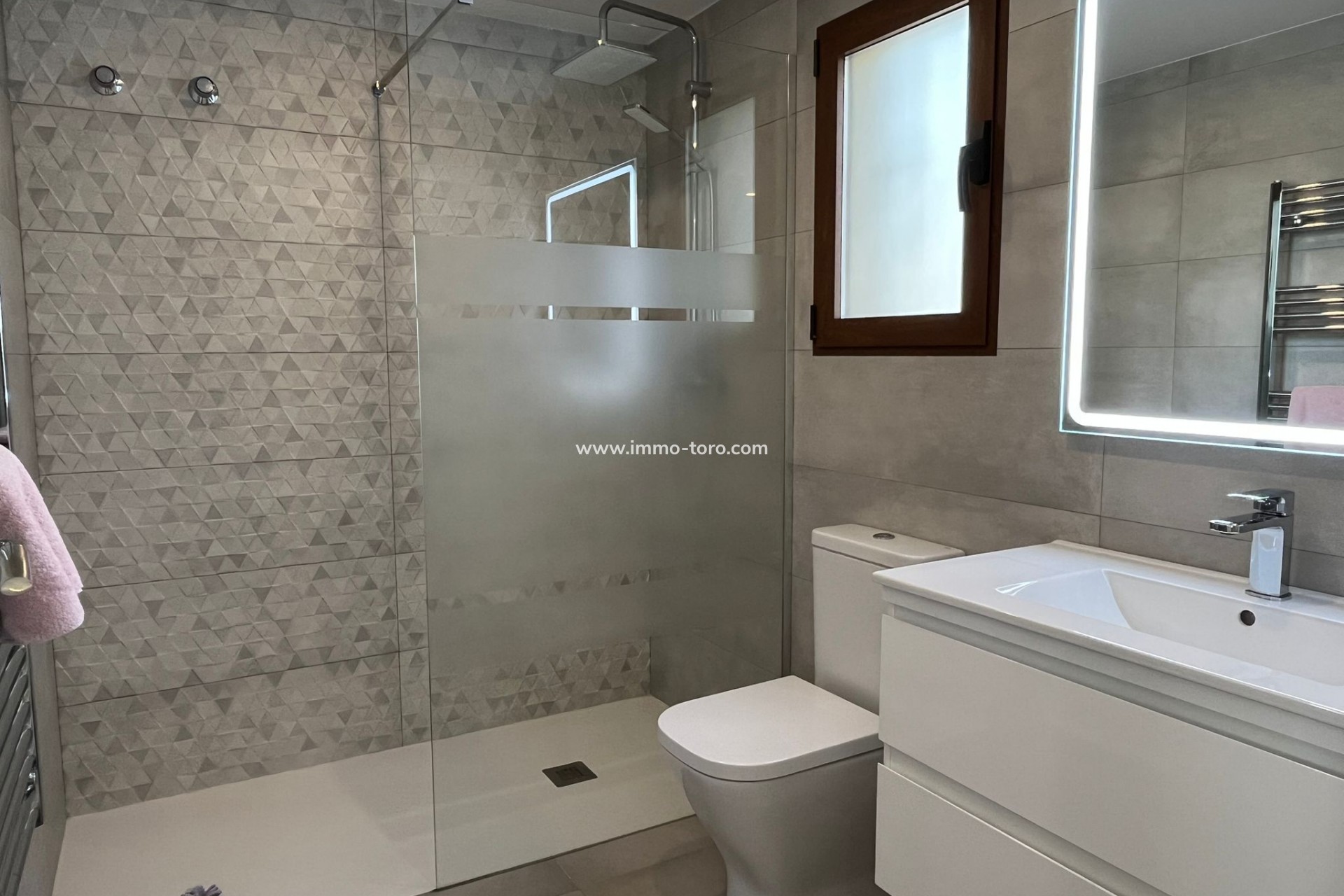 Resale - Villa - Alcalalí