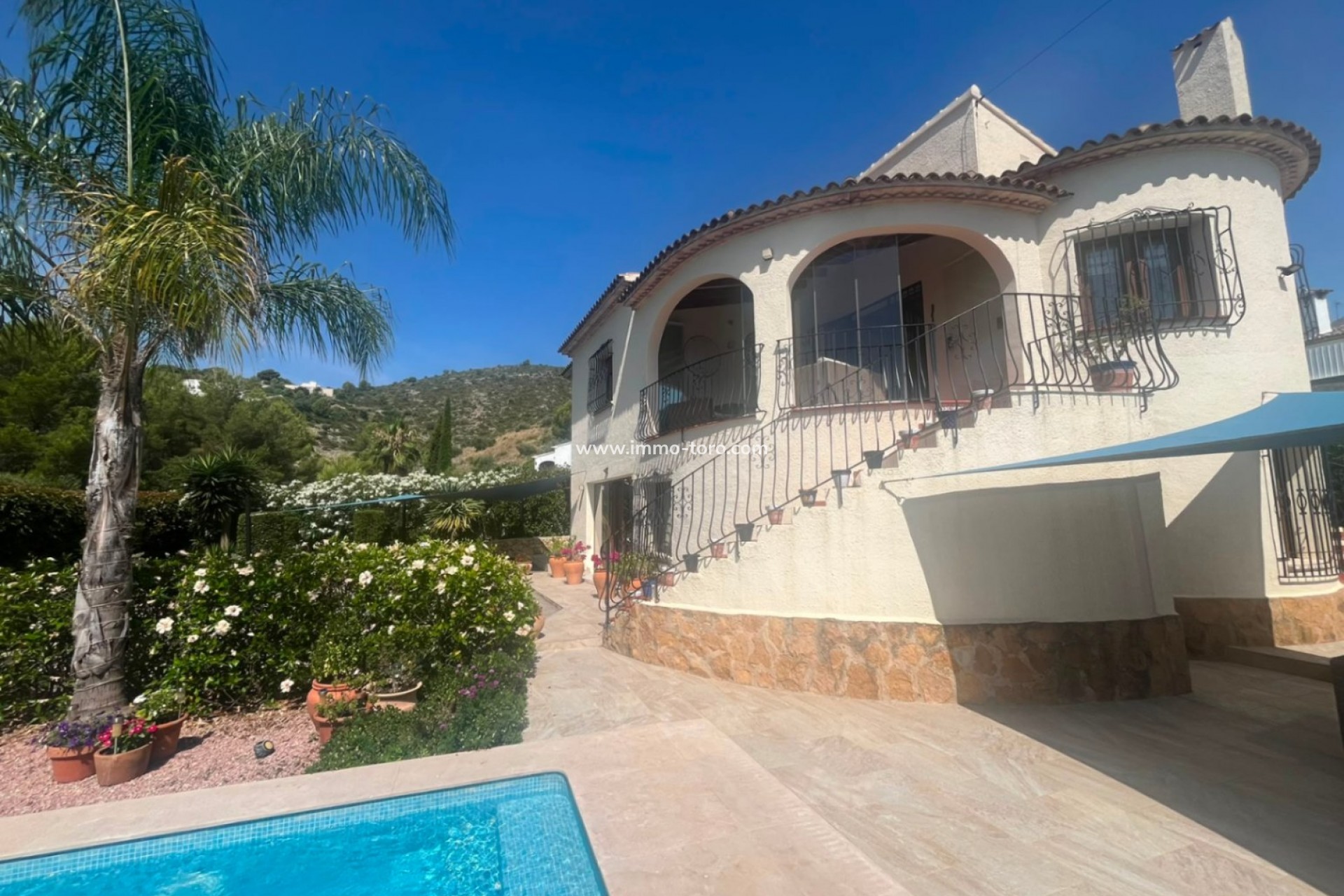 Resale - Villa - Alcalalí