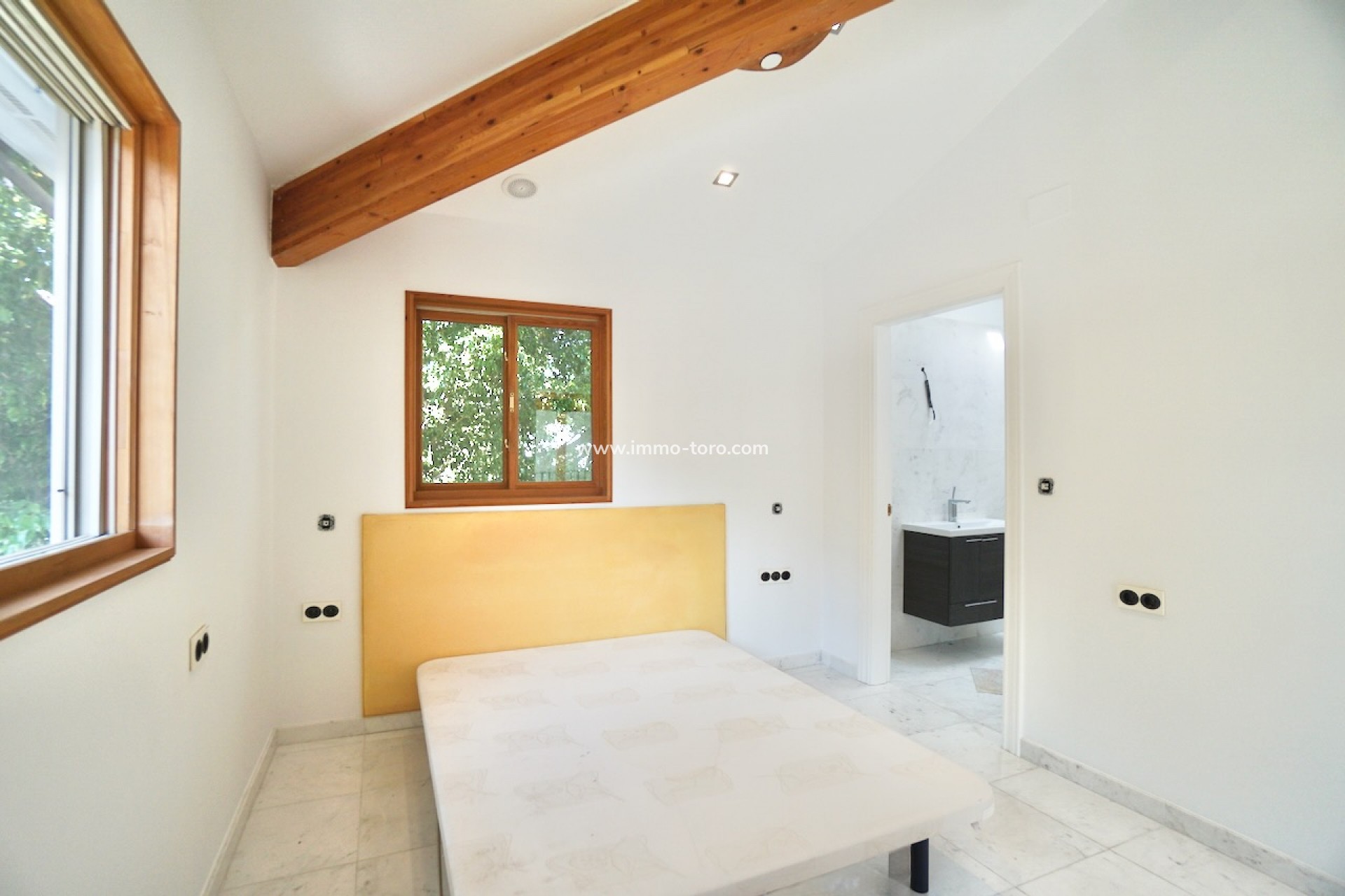 Resale - Villa - Benhavis - El Paraiso Alto