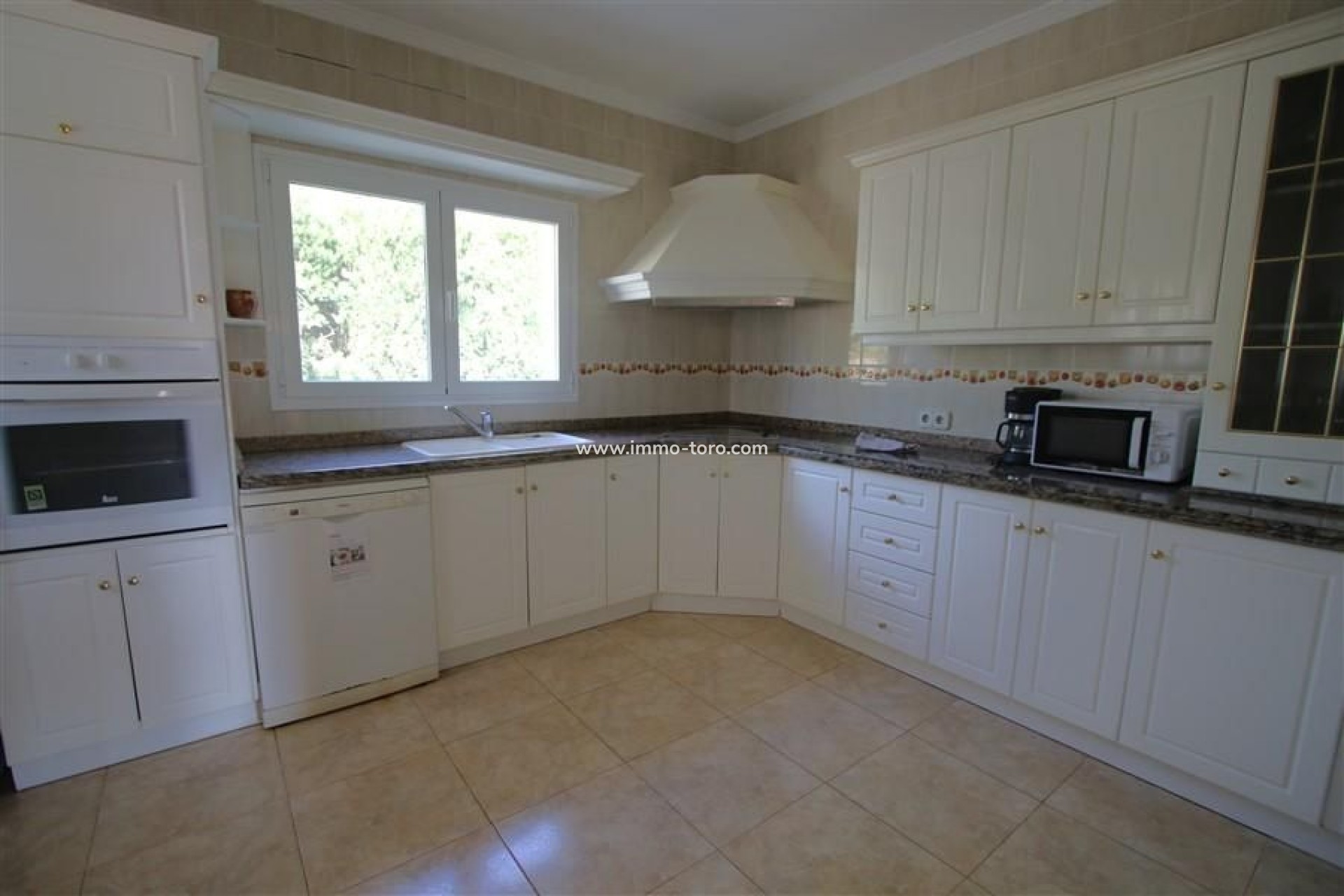 Resale - Villa - Calpe