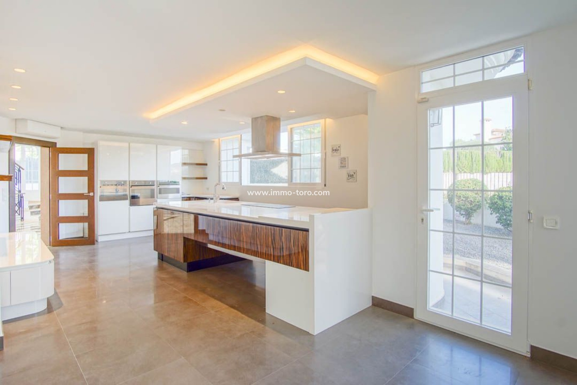 Resale - Villa - l'Alfas del Pi - Alfaz del PI Pueblo-Urbanizaciones