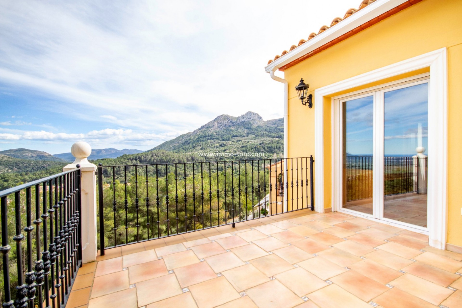 Resale - Villa - La Vall de Laguar