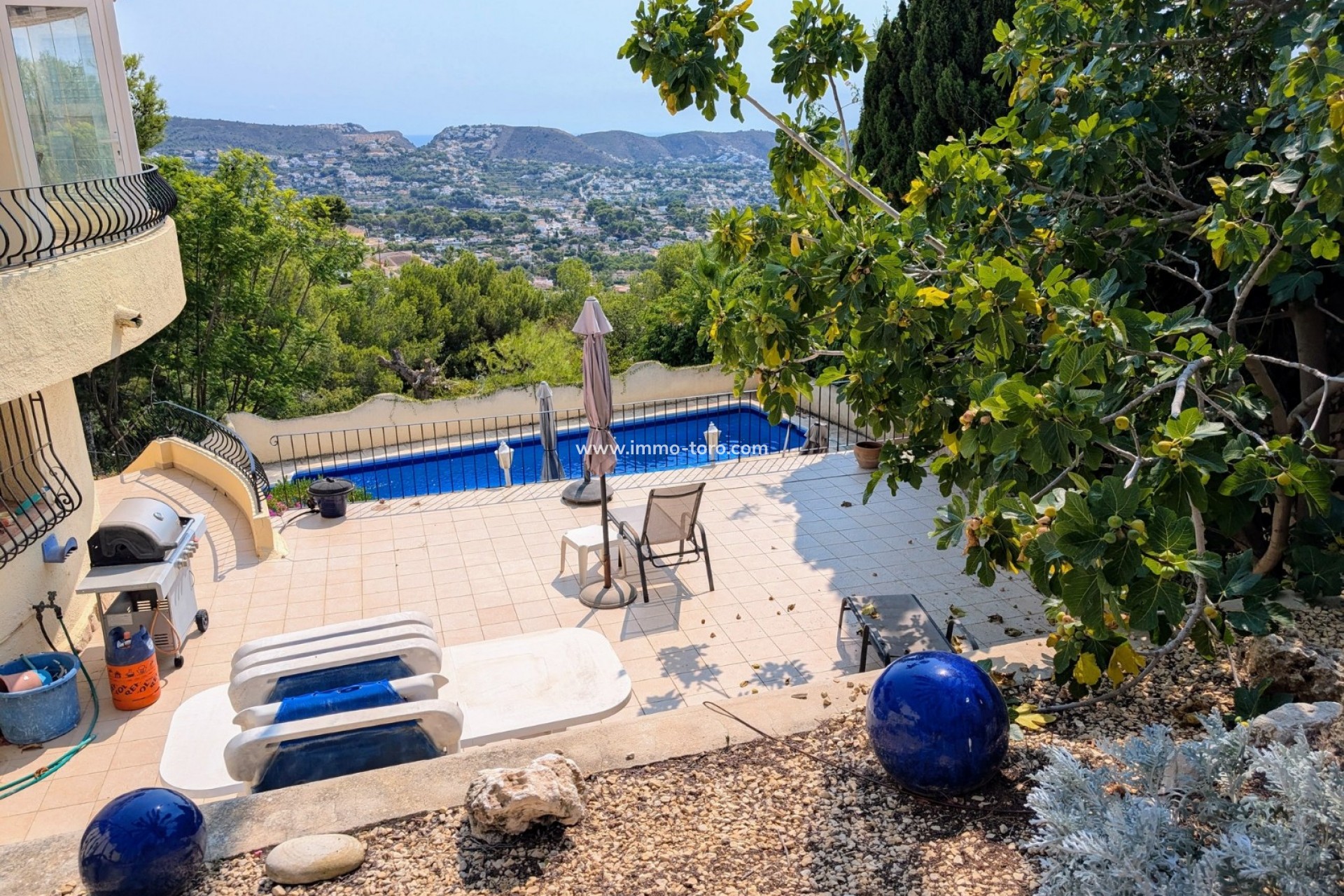 Resale - Villa - Moraira - Benimeit