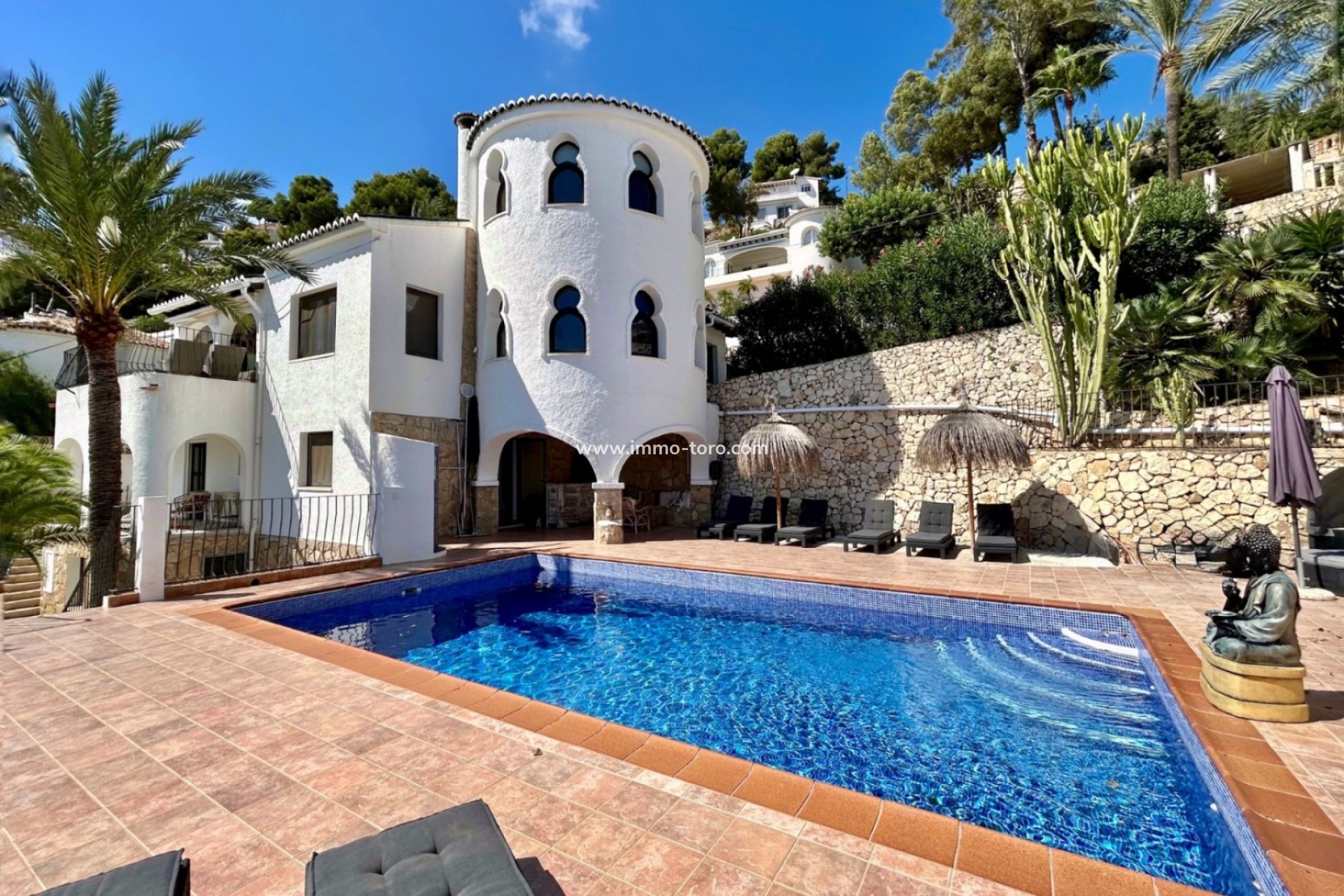 Resale - Villa - Moraira - Benimeit