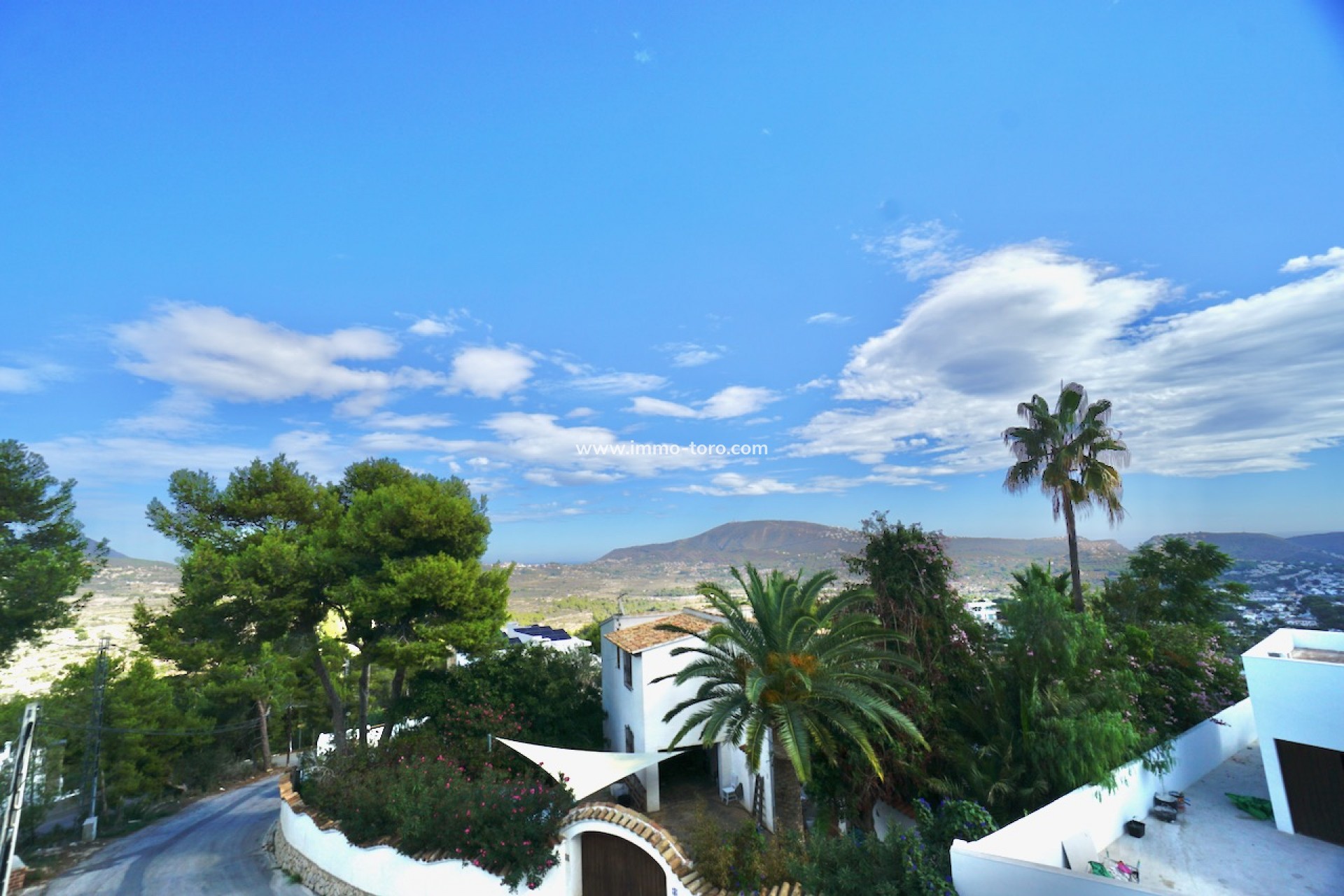 Resale - Villa - Moraira - Benimeit