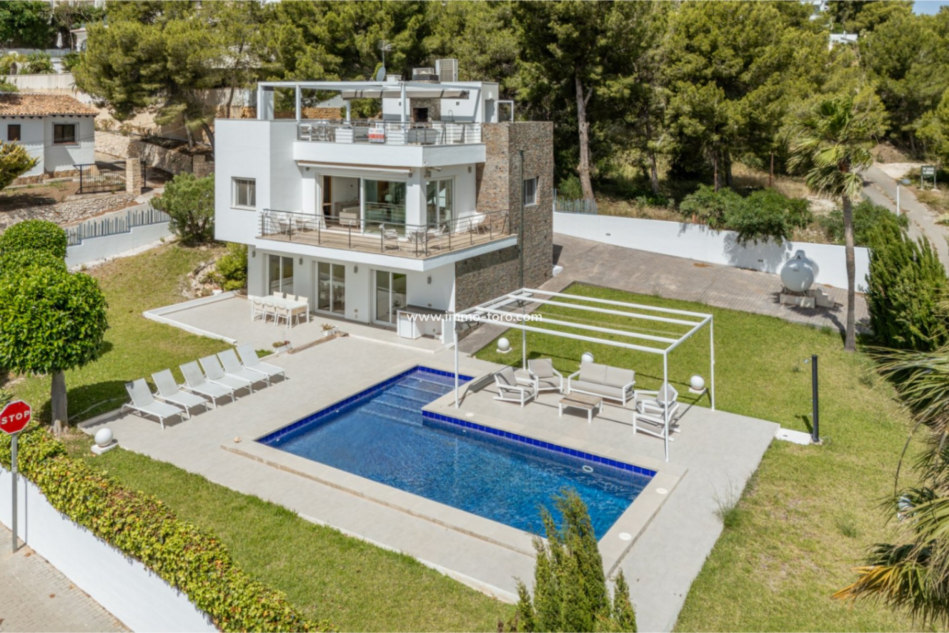 Resale - Villa - Moraira - Benimeit