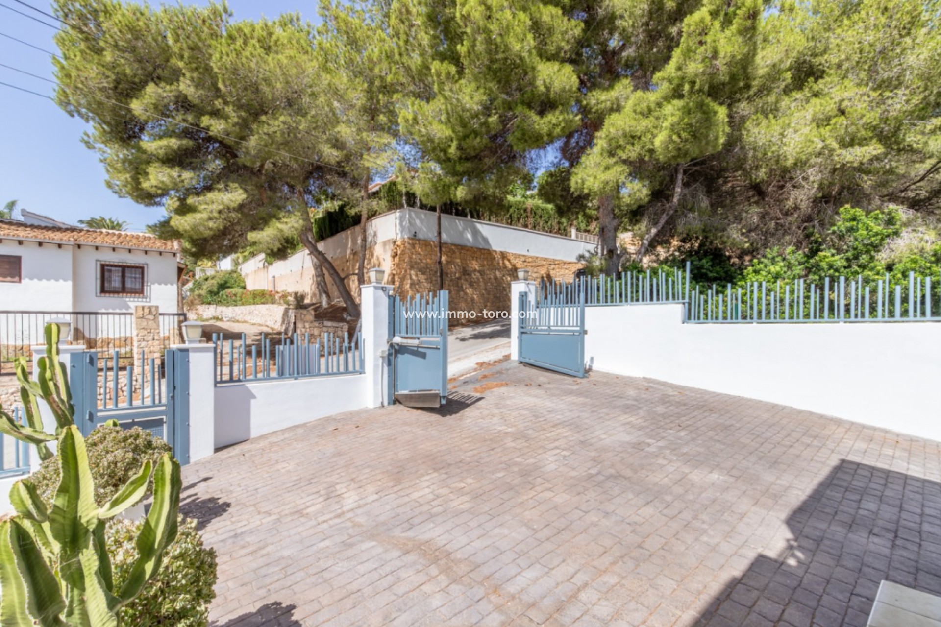 Resale - Villa - Moraira - Benimeit