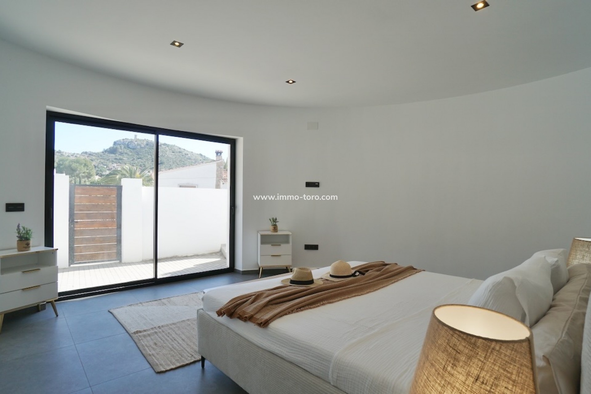 Resale - Villa - Moraira - El Portet