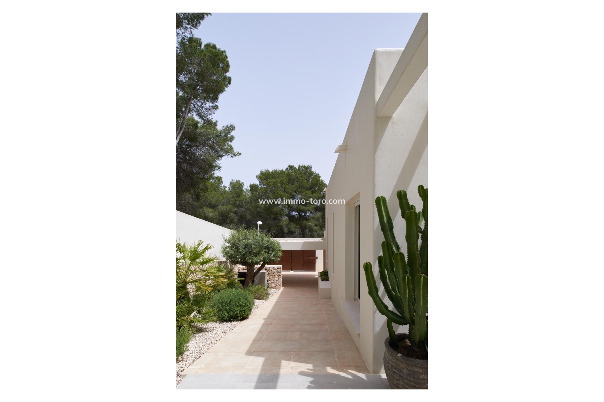 Resale - Villa - Moraira