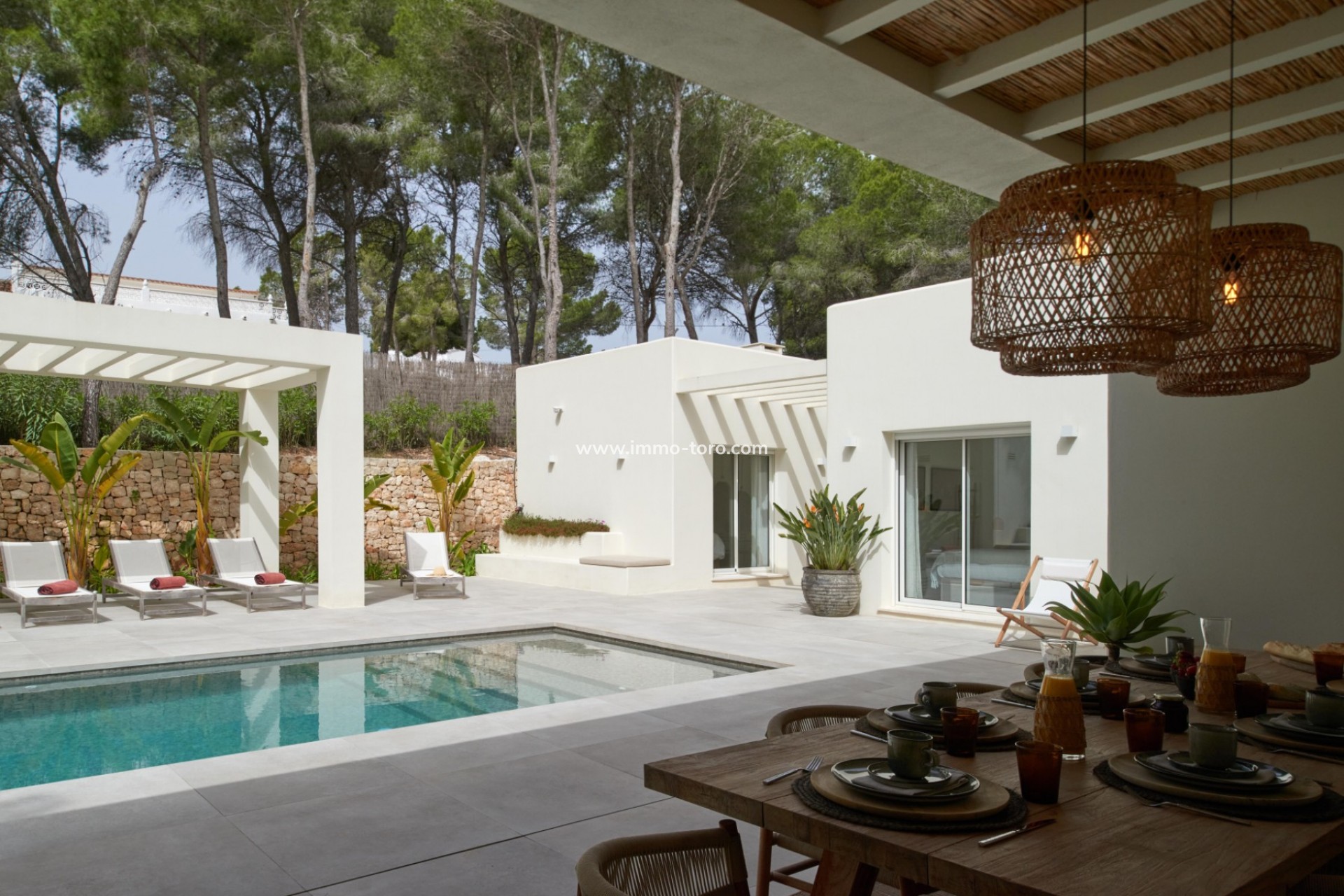 Resale - Villa - Moraira