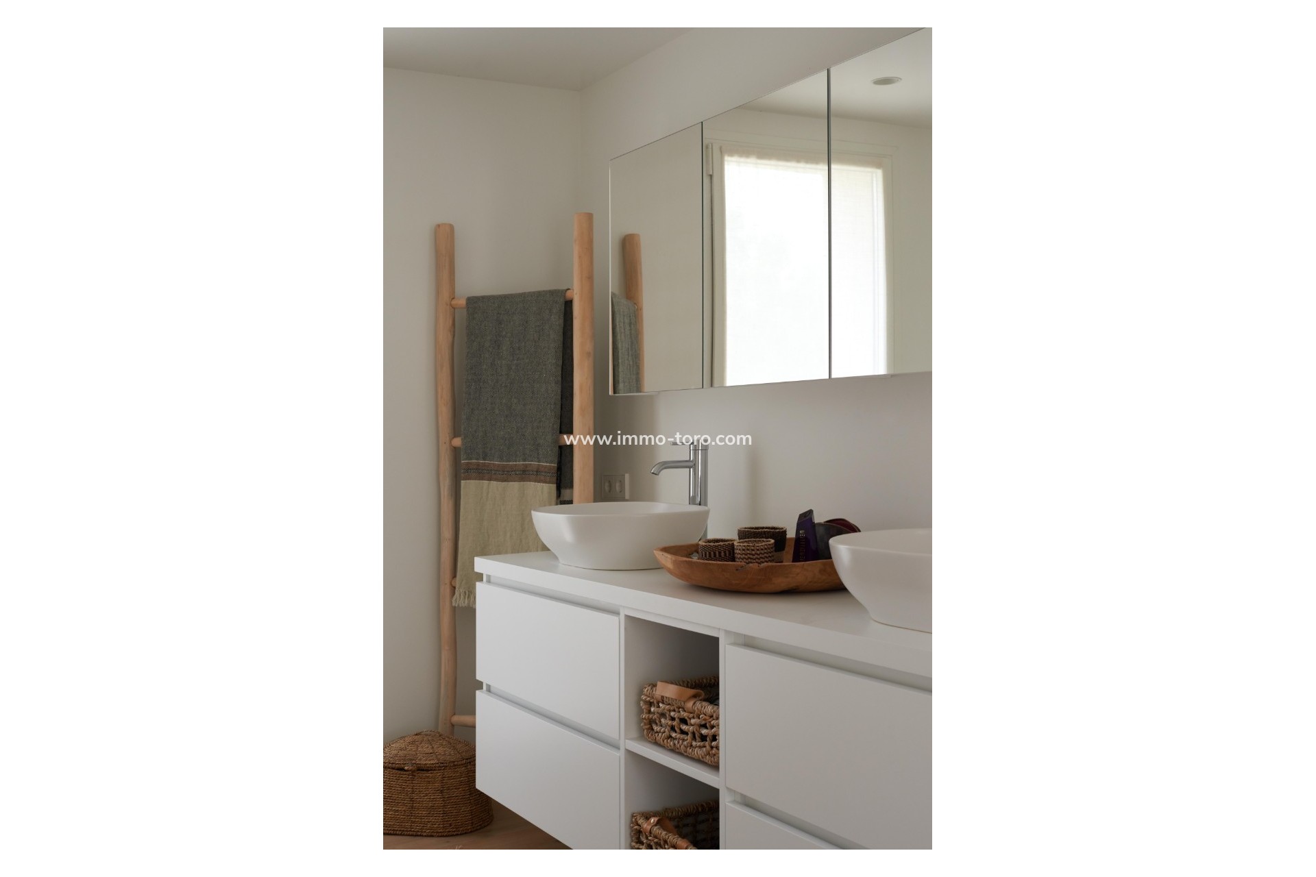 Resale - Villa - Moraira