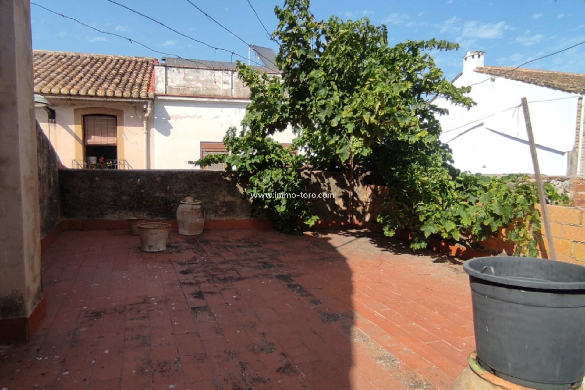 Resale - Village House - Sagra