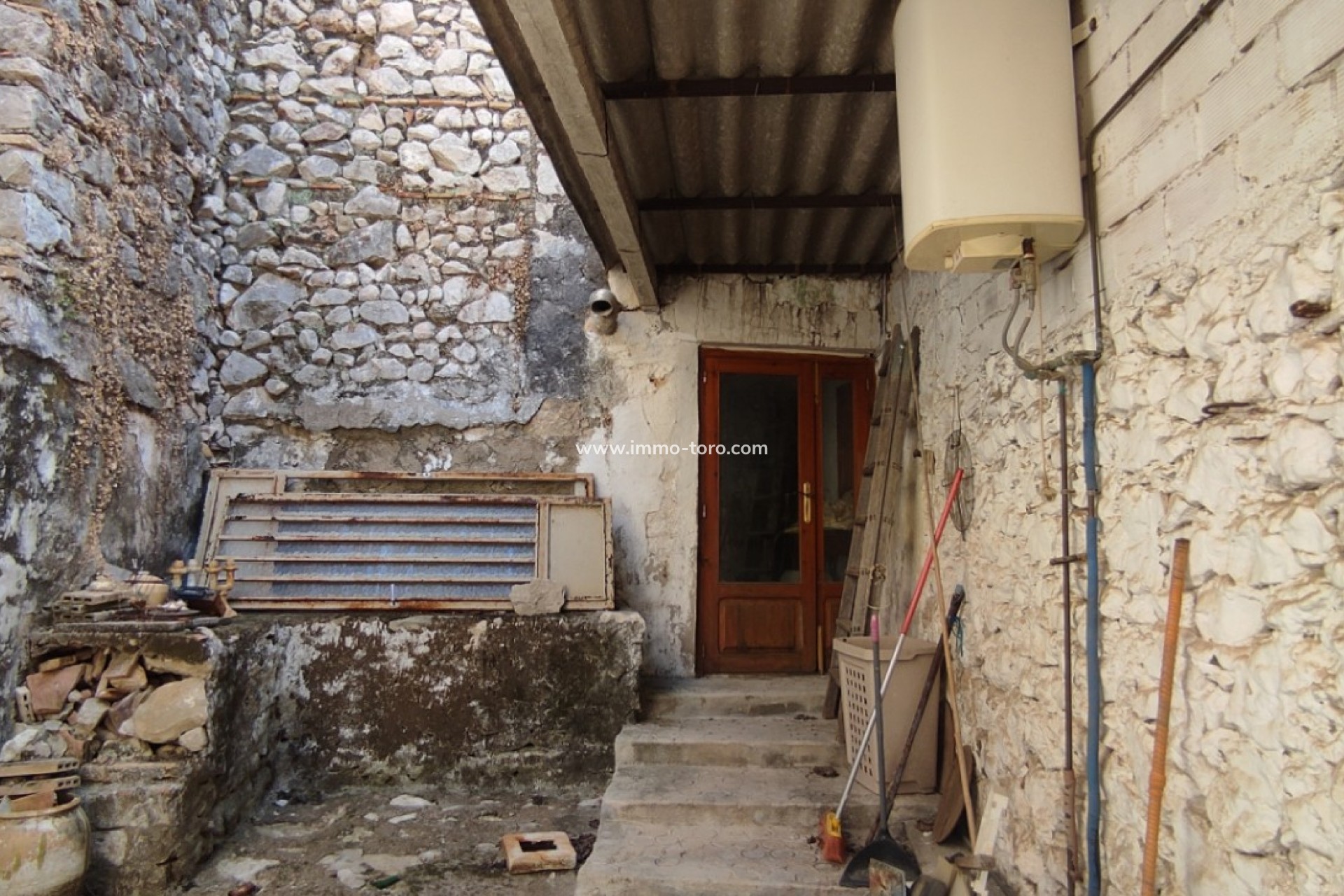 Resale - Village House - Sagra