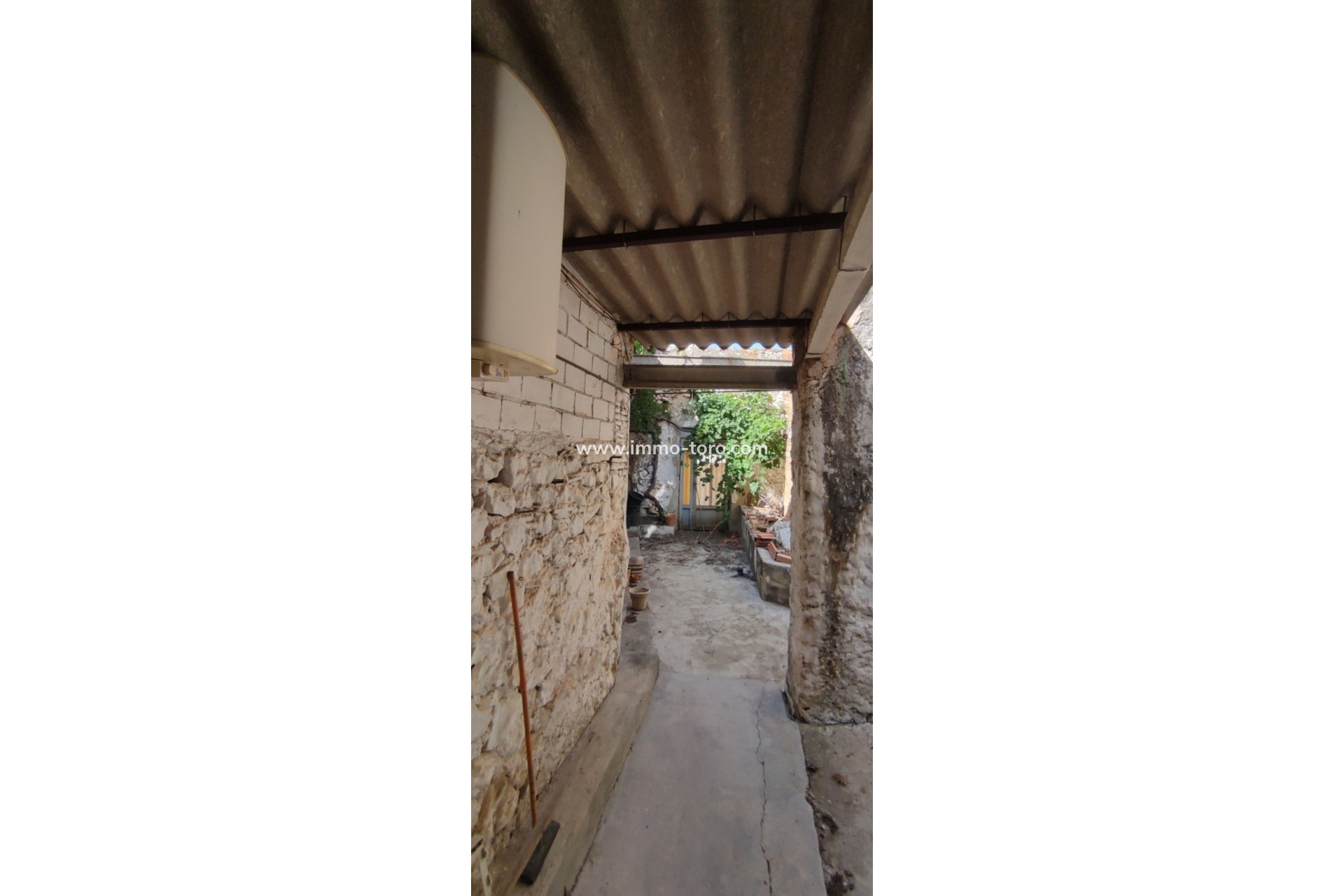 Resale - Village House - Sagra