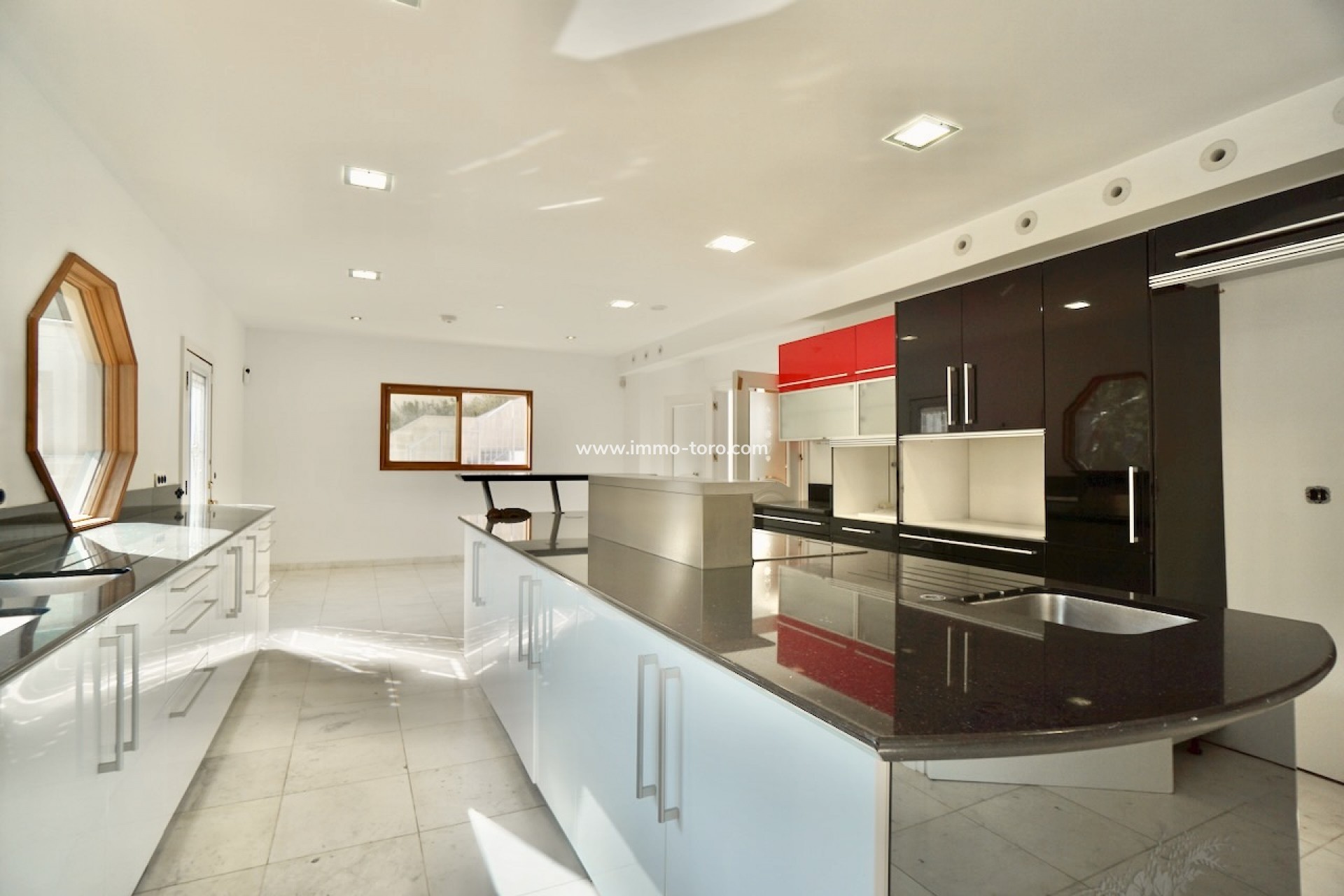 Revente - Villa - Benahavis - El Paraiso Alto