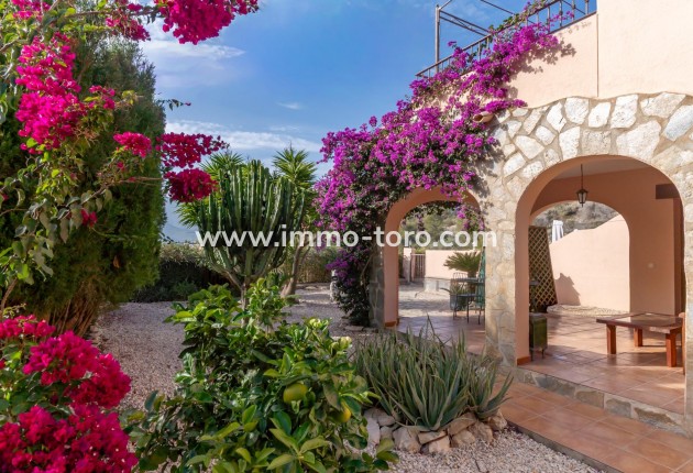 Semi - Herverkoop - Calpe - Cometa-Carrió