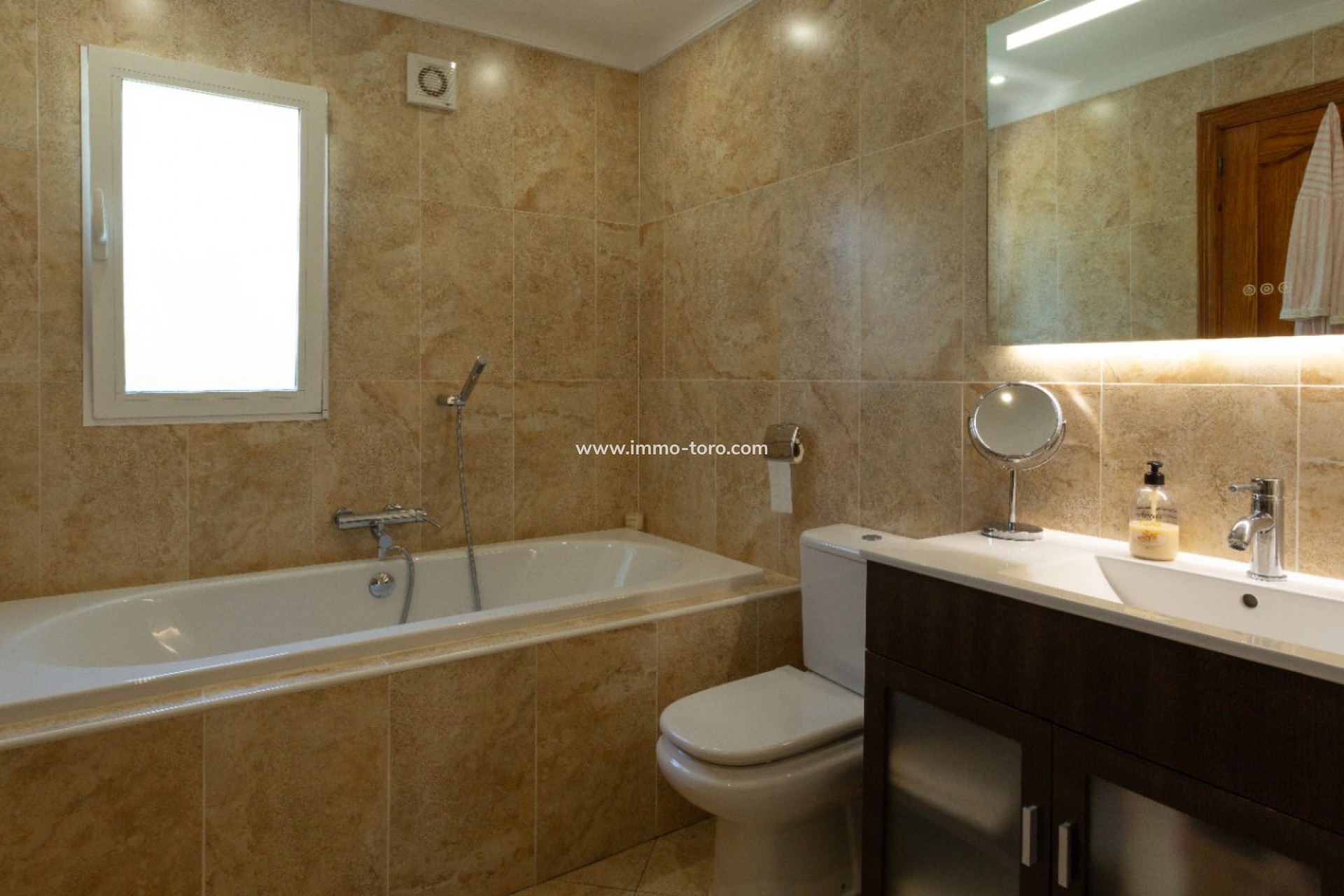 Venta - Villa / Chalet - Benigembla