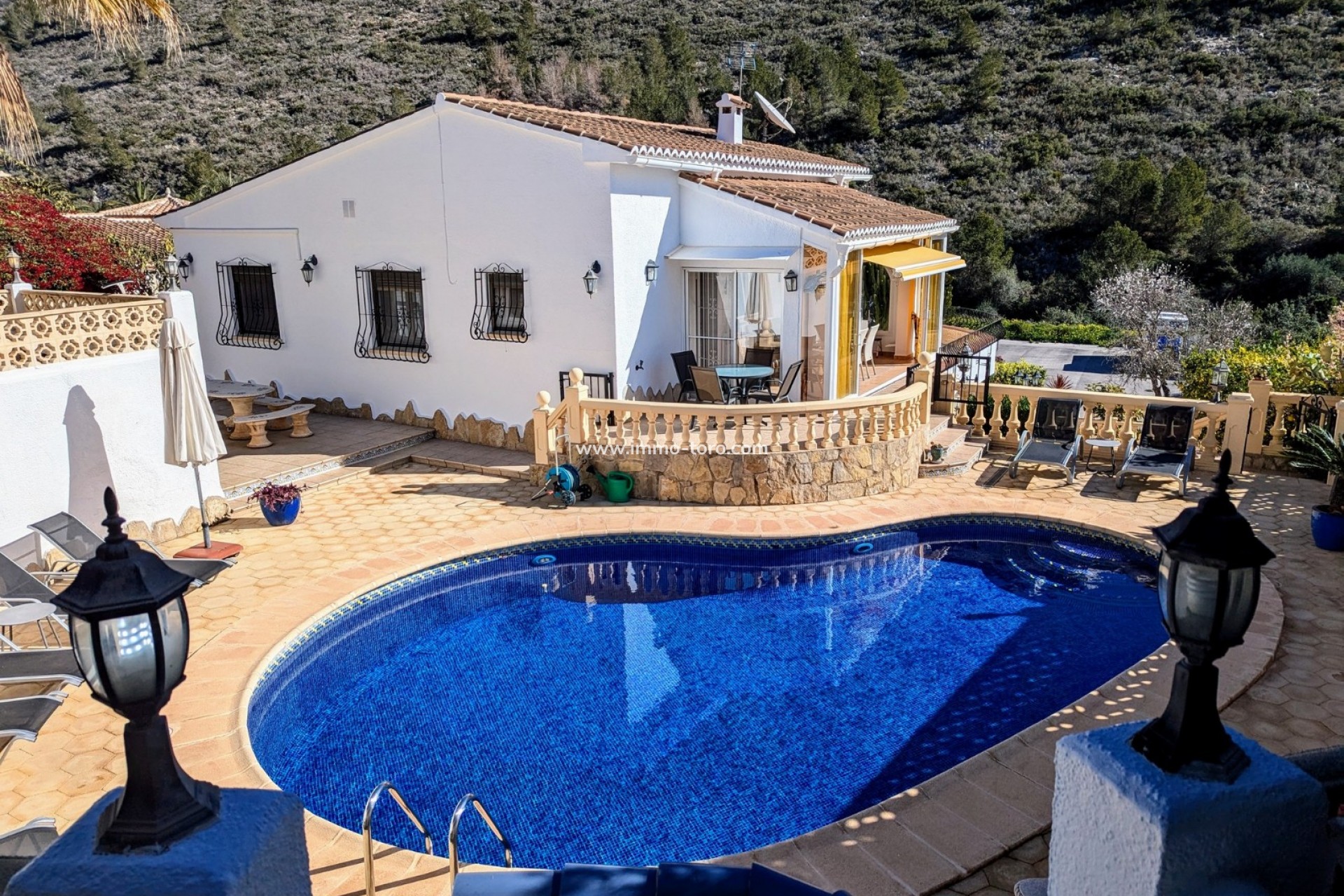 Venta - Villa / Chalet - Benitachell