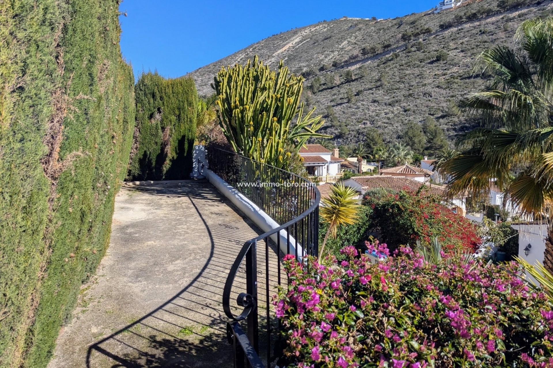 Venta - Villa / Chalet - Benitachell