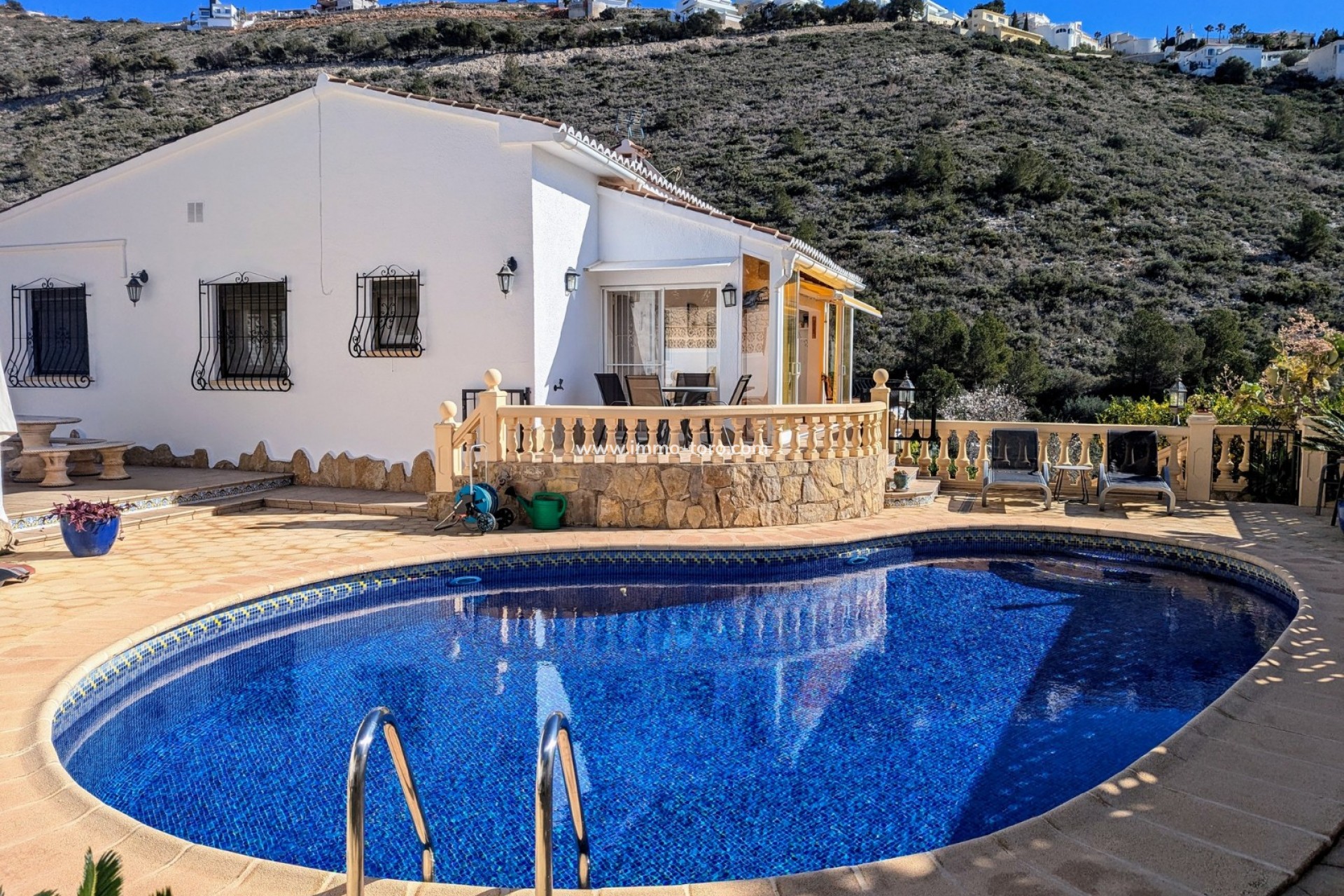Venta - Villa / Chalet - Benitachell