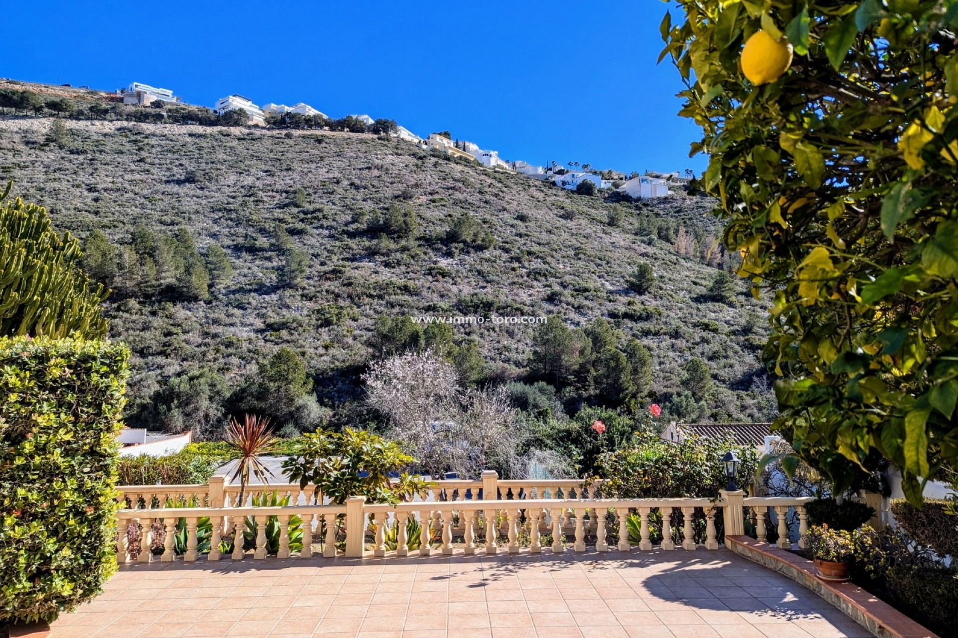 Venta - Villa / Chalet - Benitachell