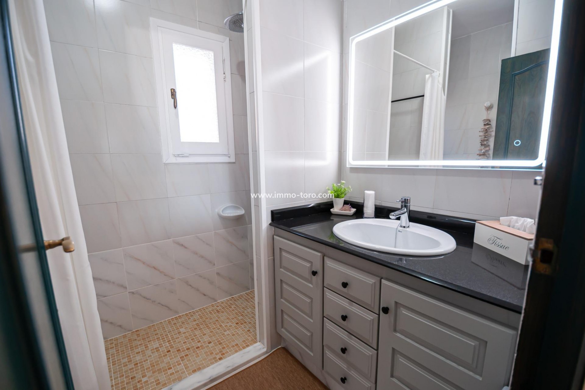 Venta - Villa / Chalet - Calpe - Enchinent