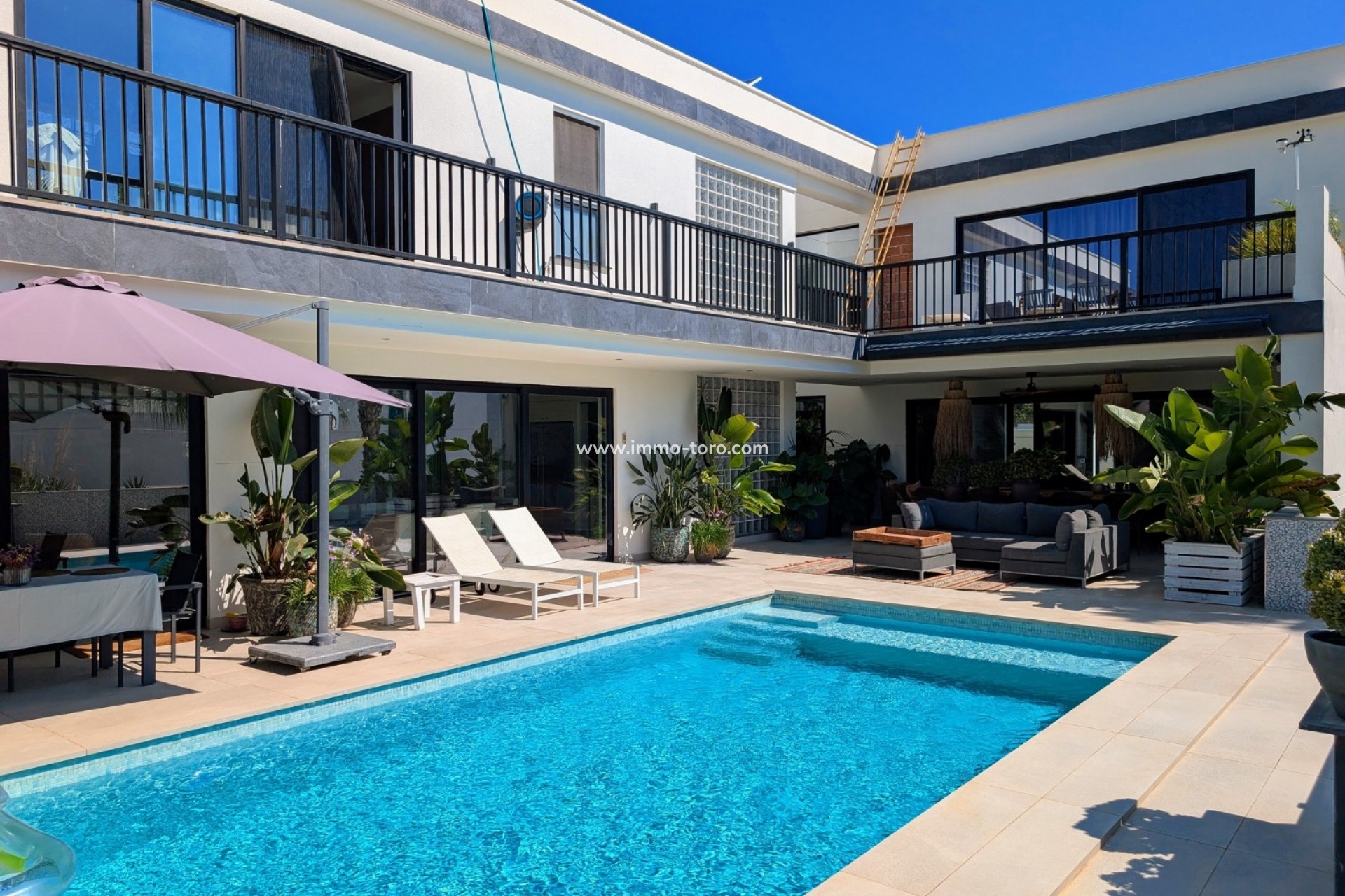 Venta - Villa / Chalet - Calpe - La Calalga