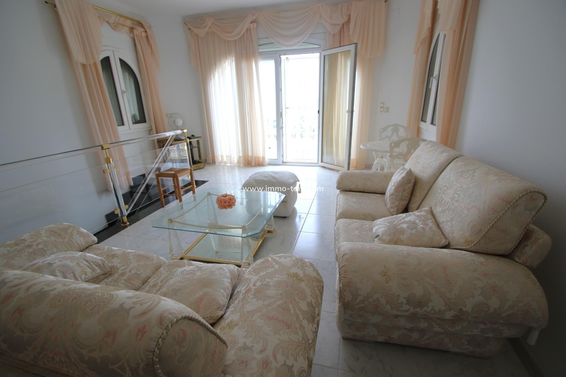 Venta - Villa / Chalet - Calpe - La Canuta