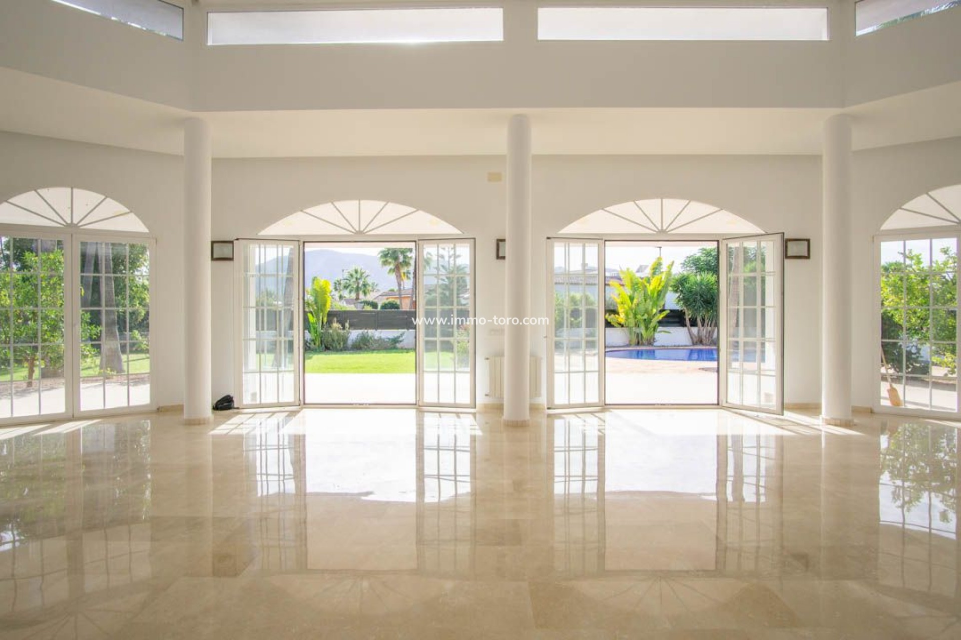 Venta - Villa / Chalet - l'Alfas del Pi - Alfaz del PI Pueblo-Urbanizaciones